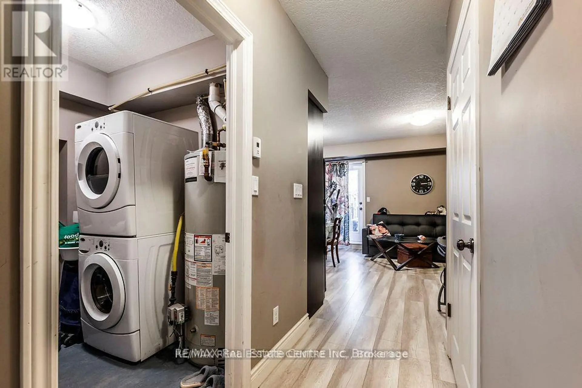 #8B 38 HOWE DRIVE - Image 16