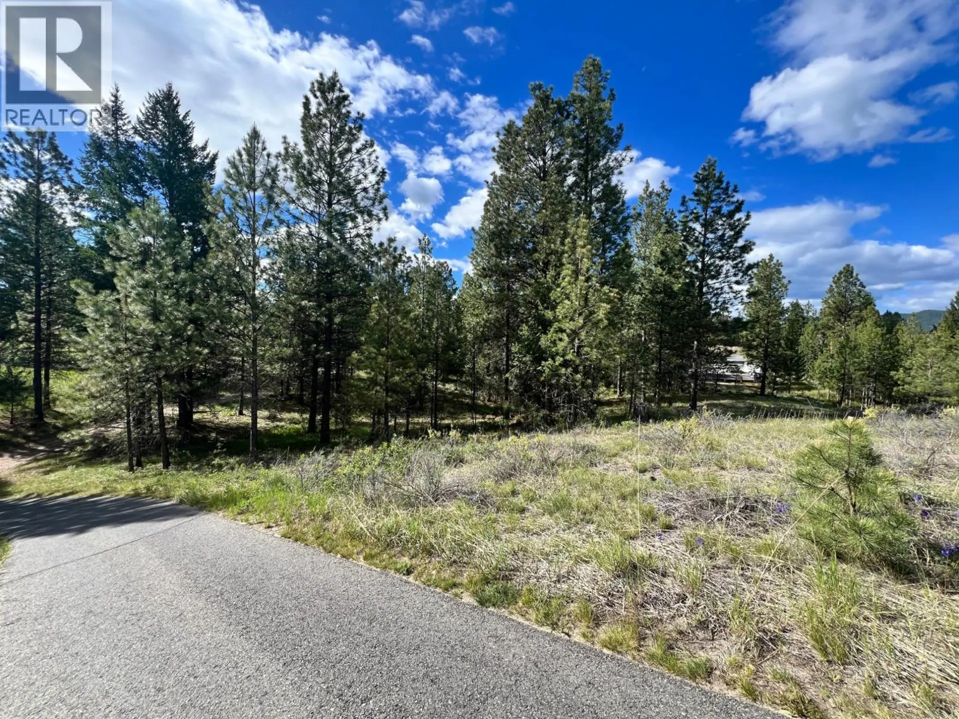 Property at 305 CORRAL PLACE, Cranbrook, BC