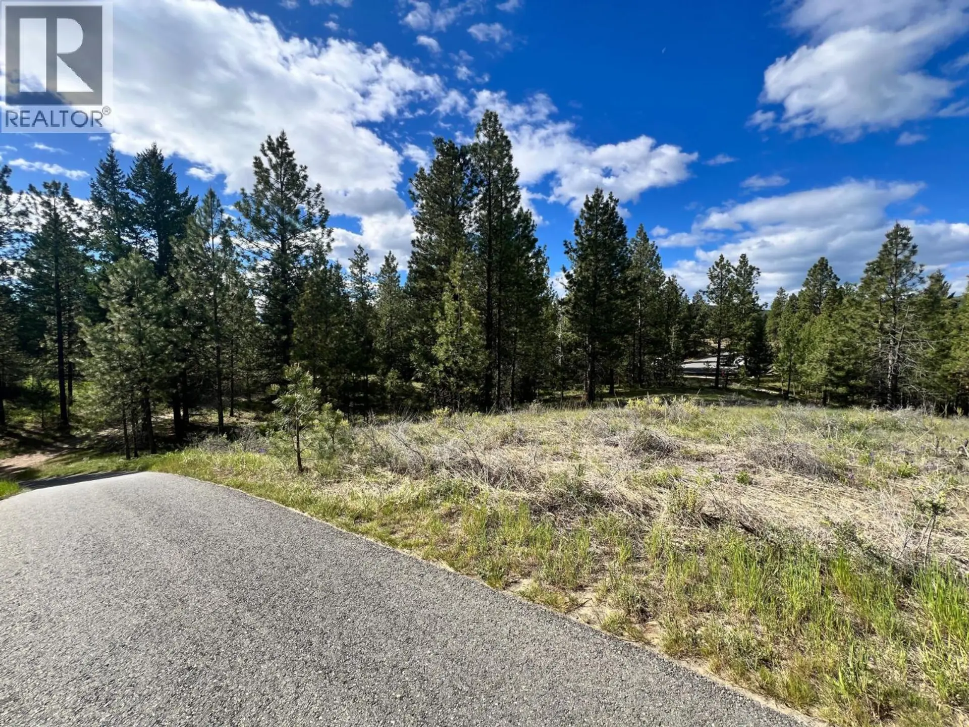 Property at 305 CORRAL PLACE, Cranbrook, BC