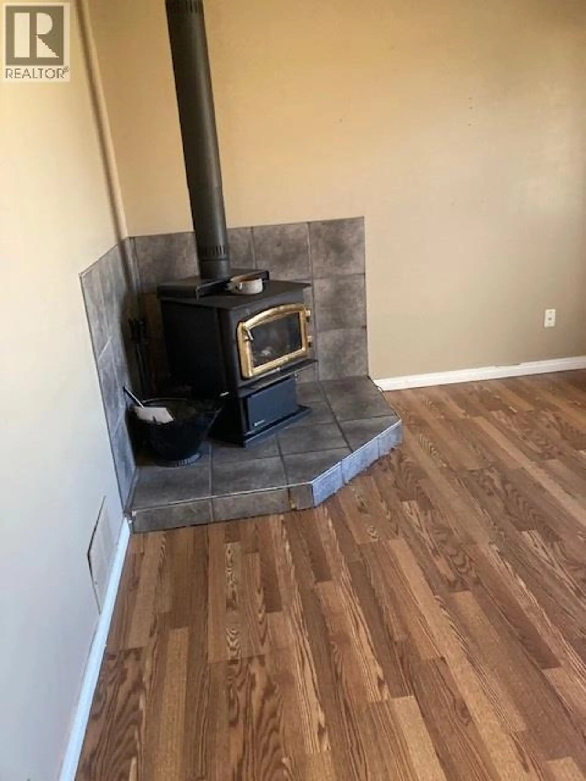 Property at 1409 115 AVENUE, Dawson Creek, BC