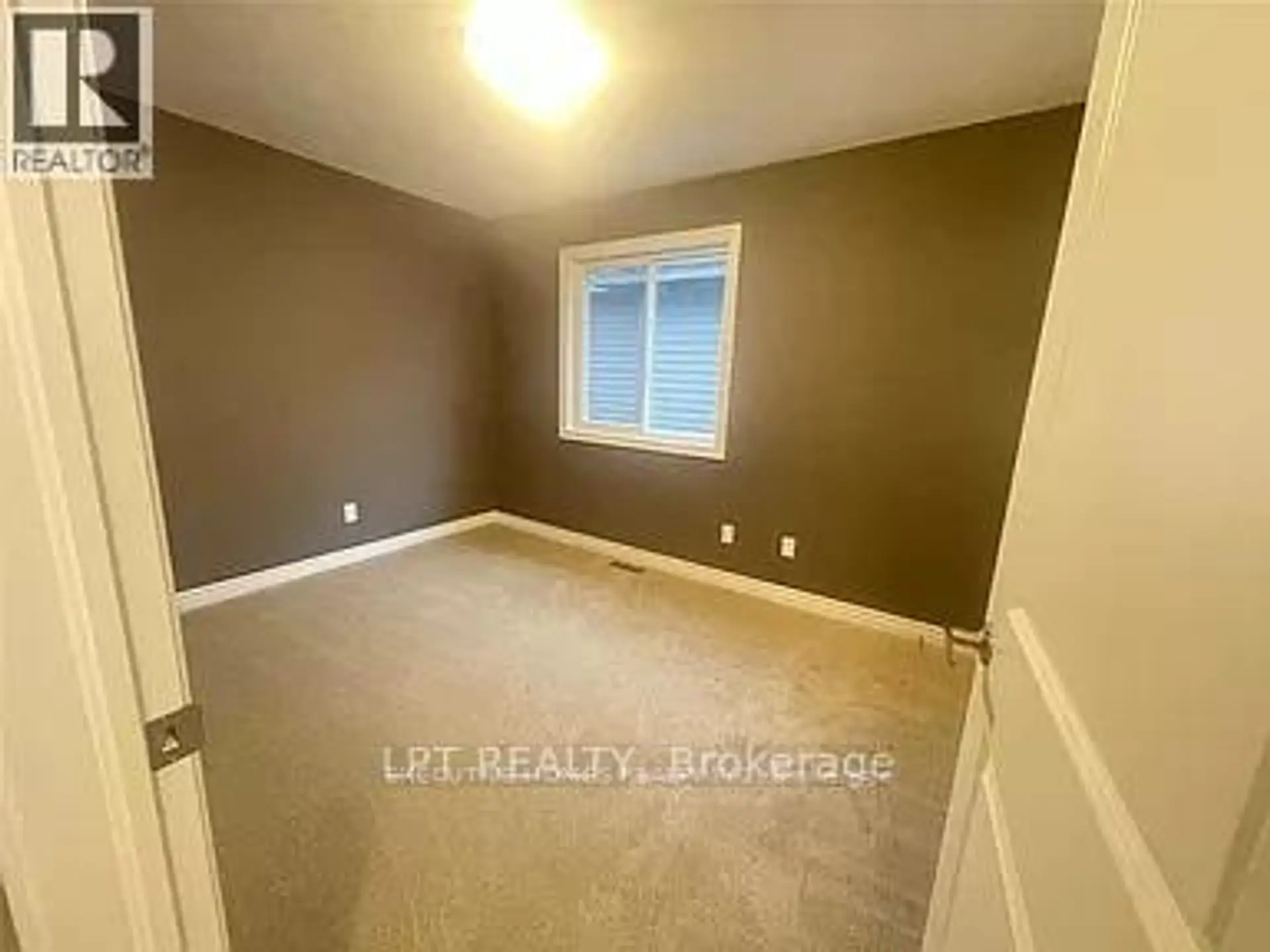24 BRADLEY AVENUE - Image 15