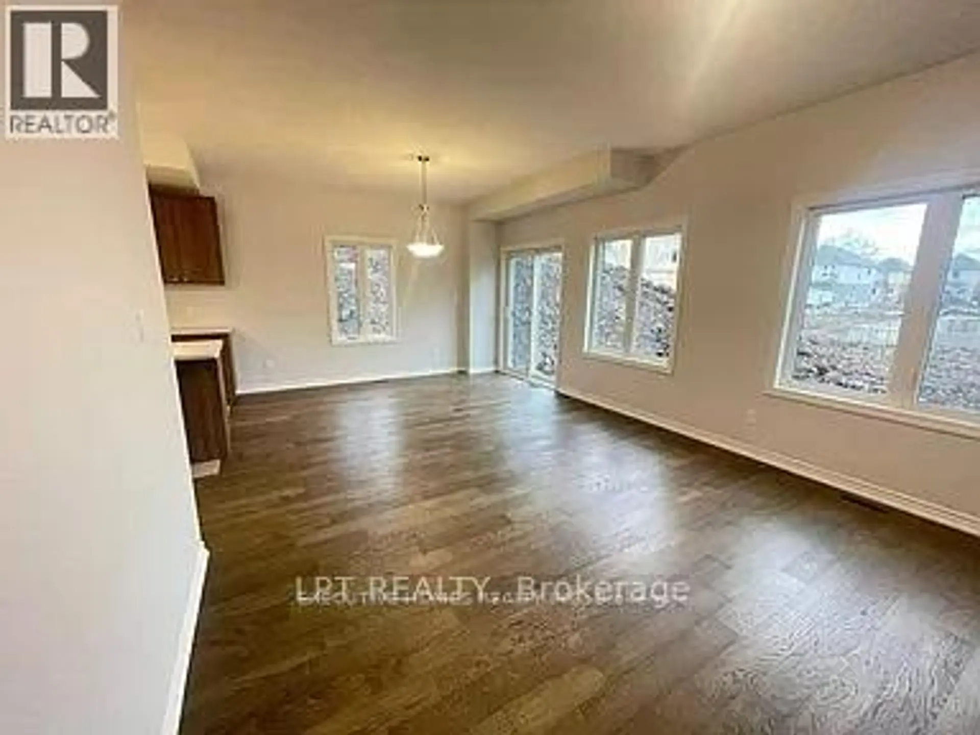 24 BRADLEY AVENUE - Image 3