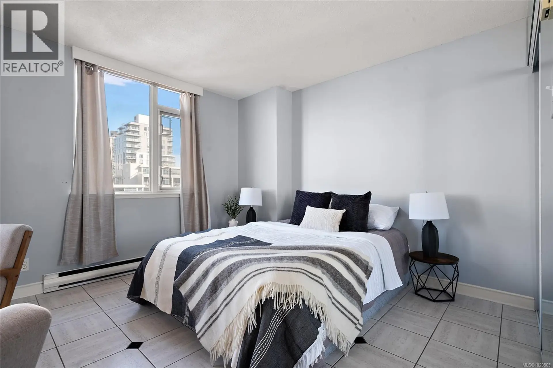 Property at #1009 835 VIEW ST, Victoria, BC