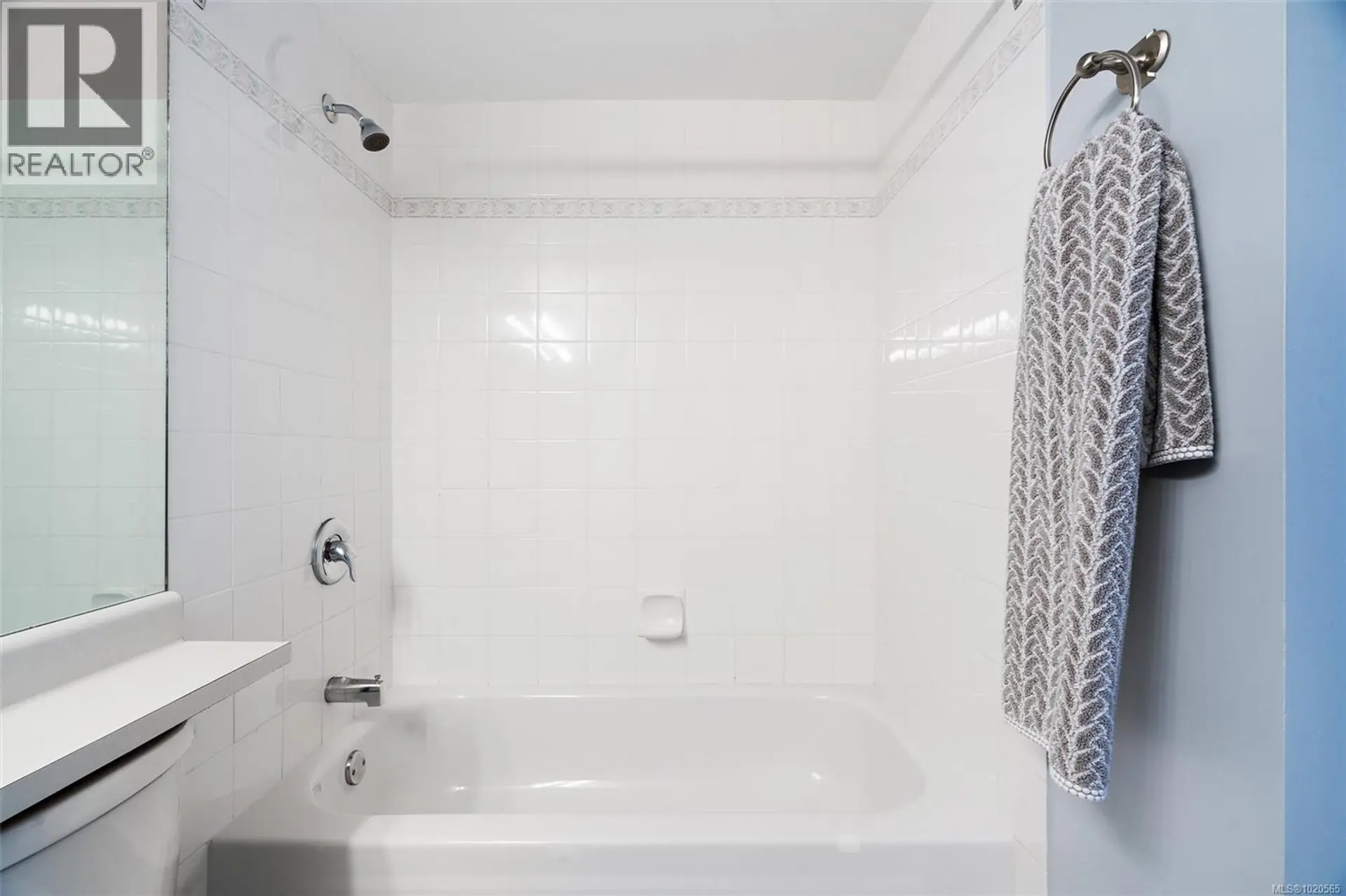 Property at #1009 835 VIEW ST, Victoria, BC