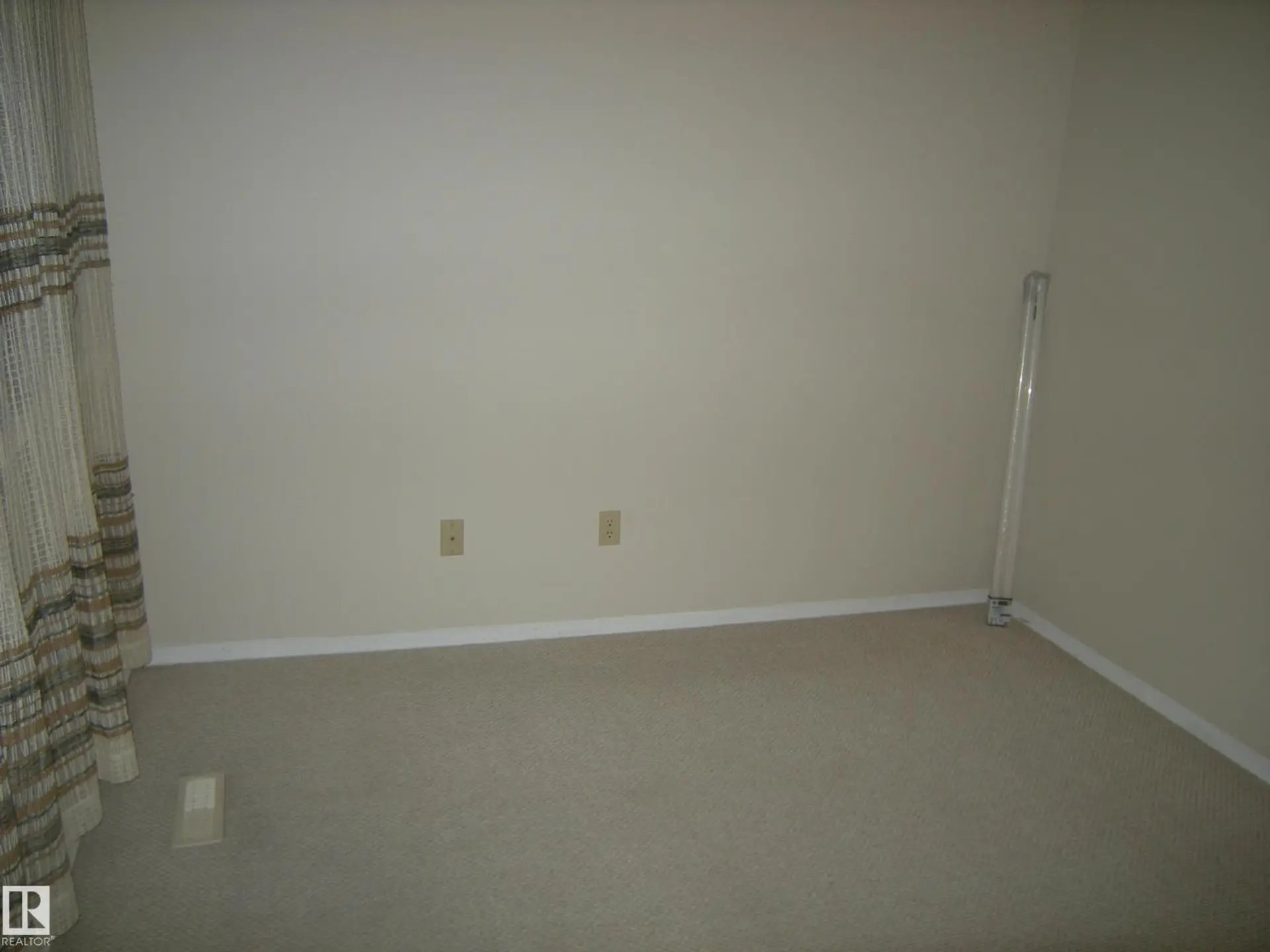 #59 7604 29 AV NW - Image 10