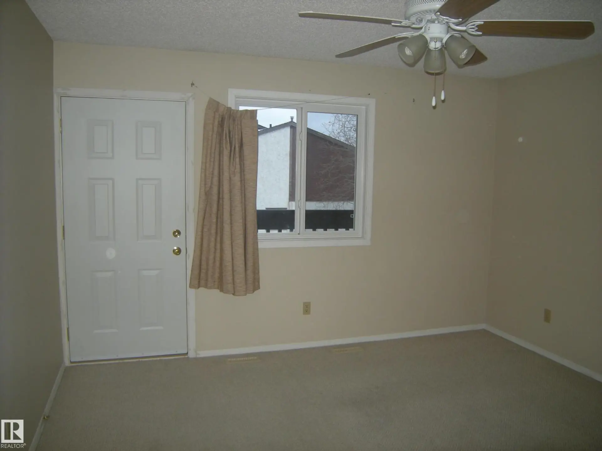 #59 7604 29 AV NW - Image 9