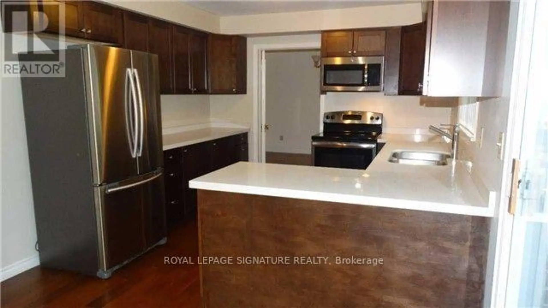 10 TEAGARDEN COURT - Image 3