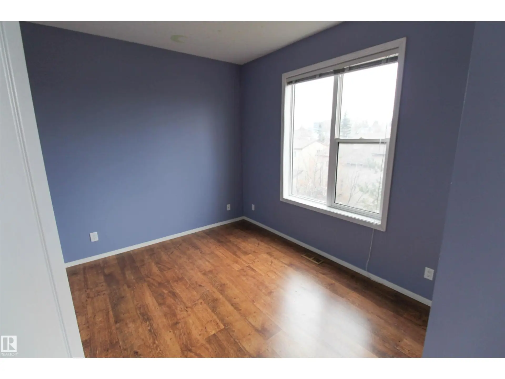 #347 4827 104A ST NW - Image 8