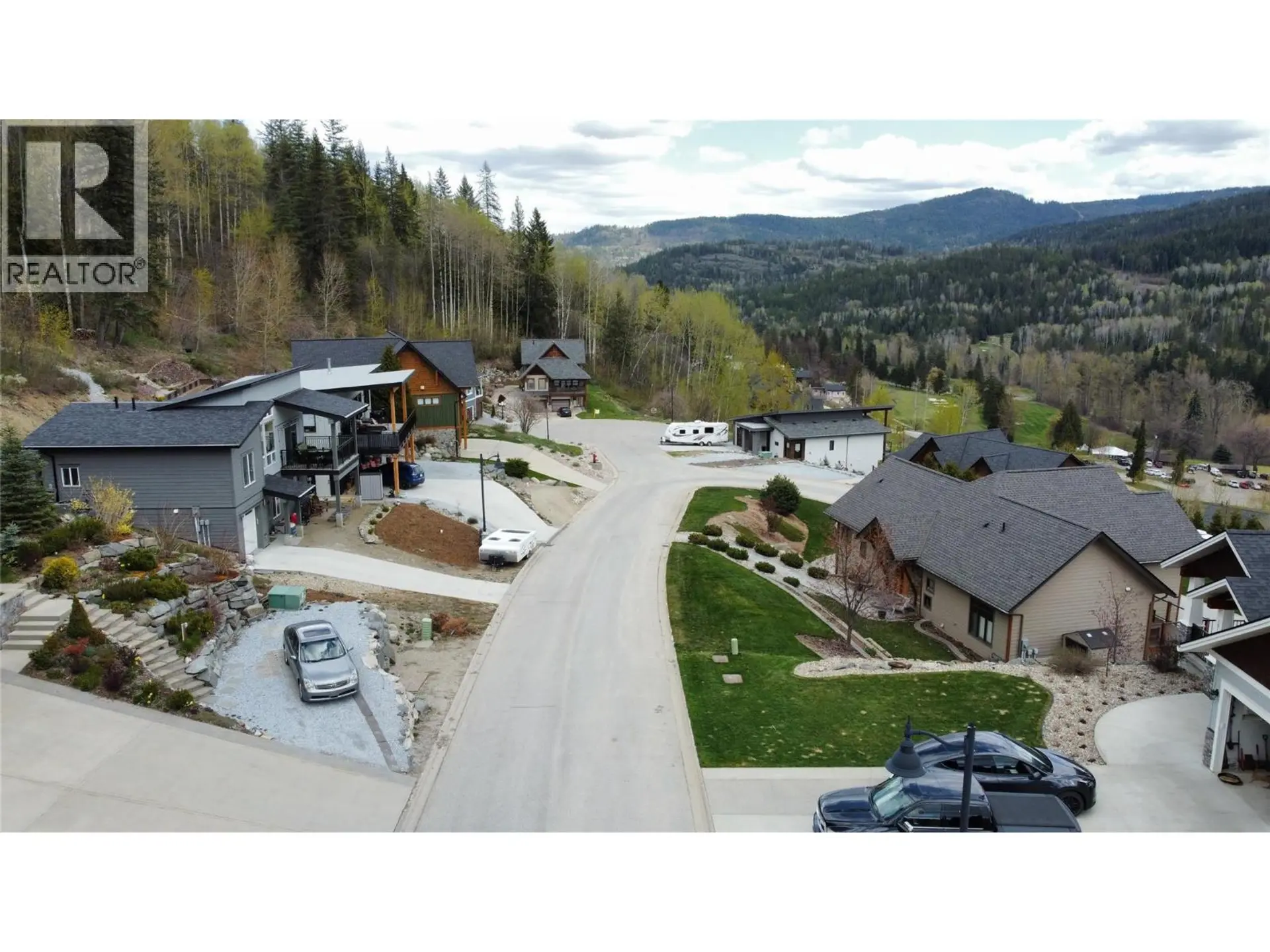 Property at 1018 SILVERTIP ROAD, Rossland, BC
