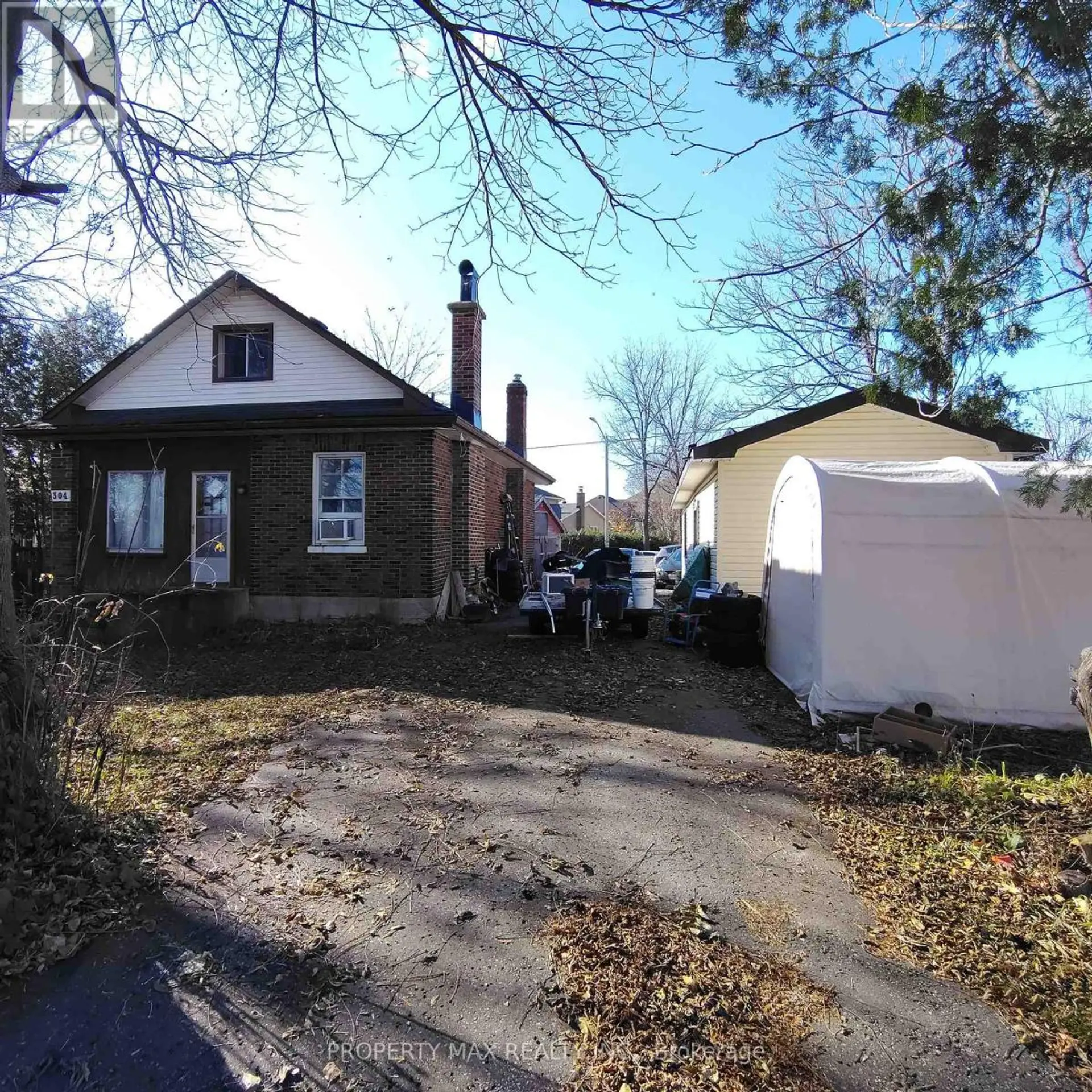 304 WEST SCUGOG LANE - Image 1