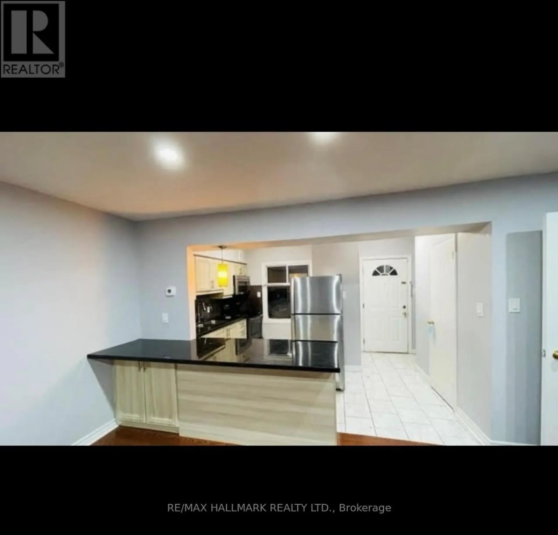 #16 28 REXDALE BOULEVARD - Image 3