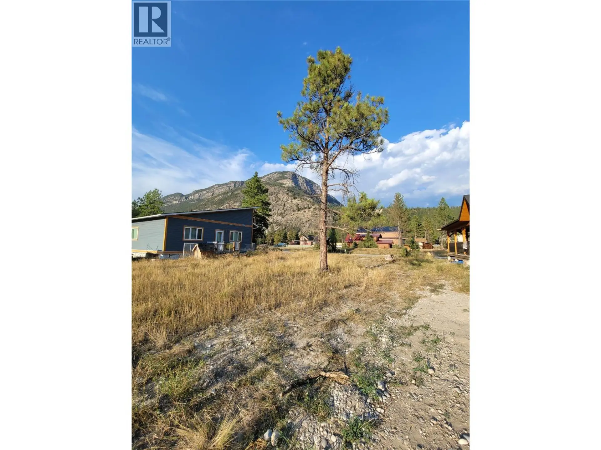 Property at 8775 MOUNTAINVIEW STREET LOT# LOT 2, Canal Flats, BC