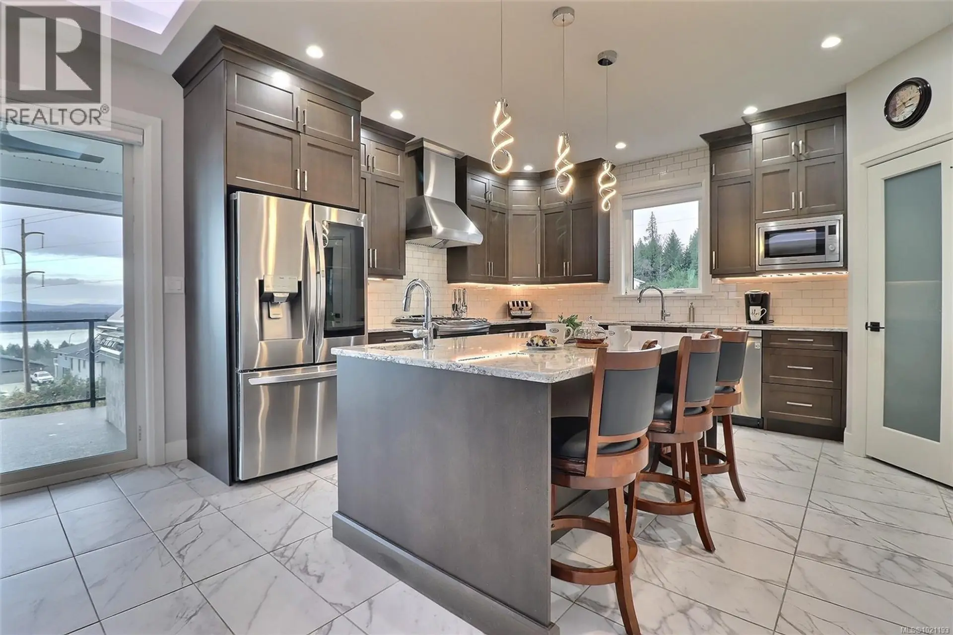 Property at 643 JOHN WILSON PL, Ladysmith, BC