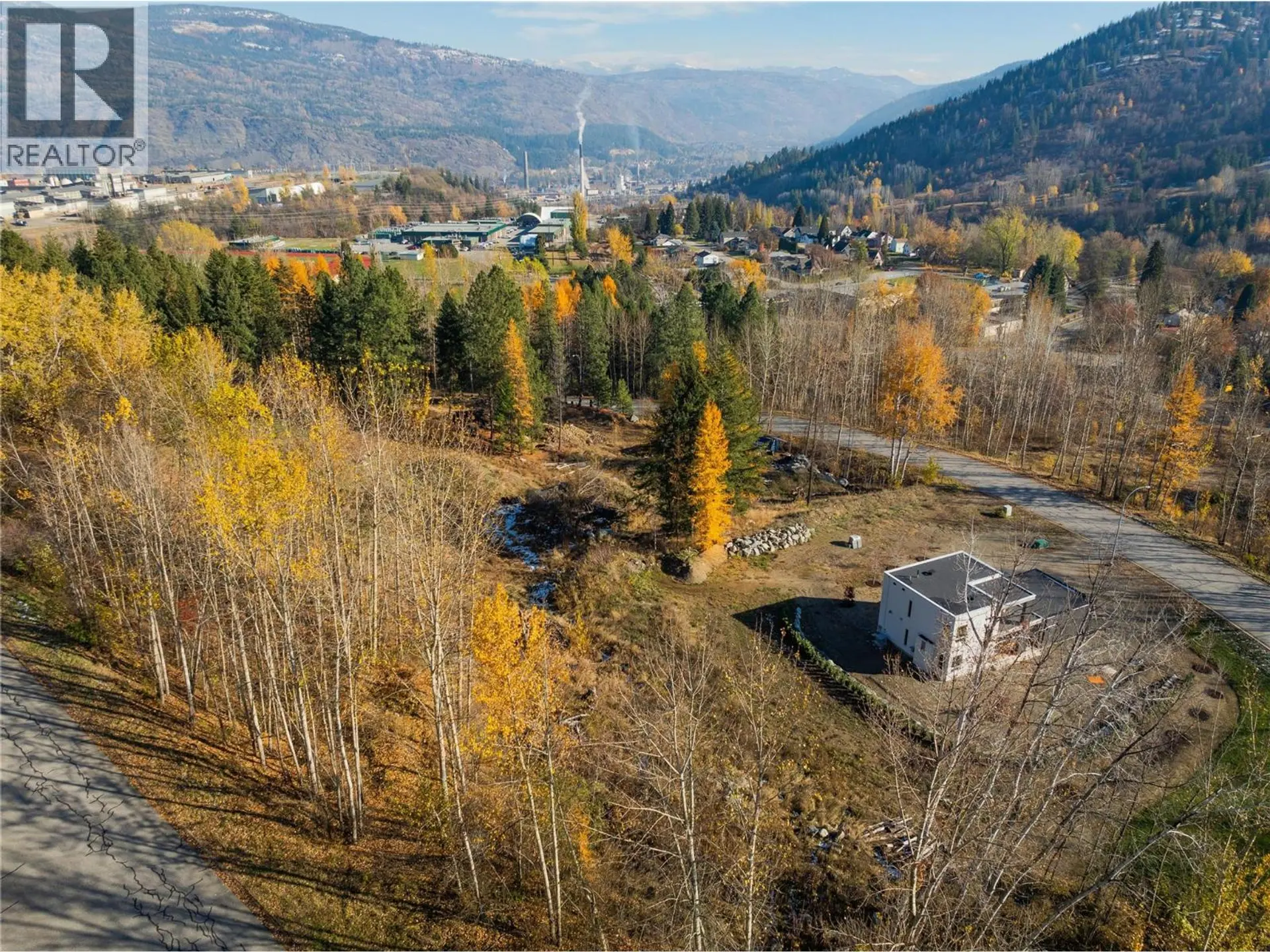 Property at 220 WHITMAN WAY, Warfield, BC