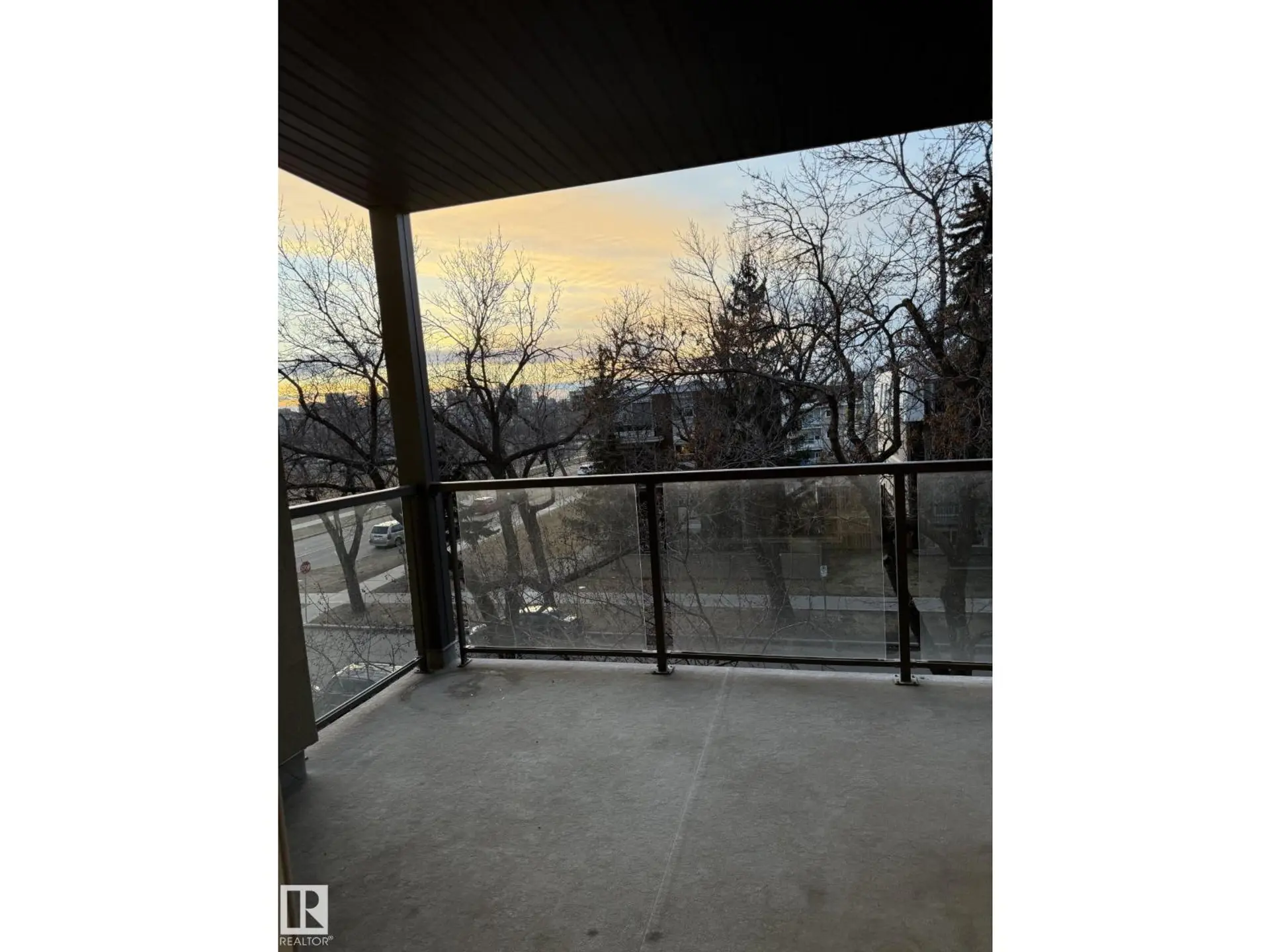 #303 10118 106 AV NW - Image 11