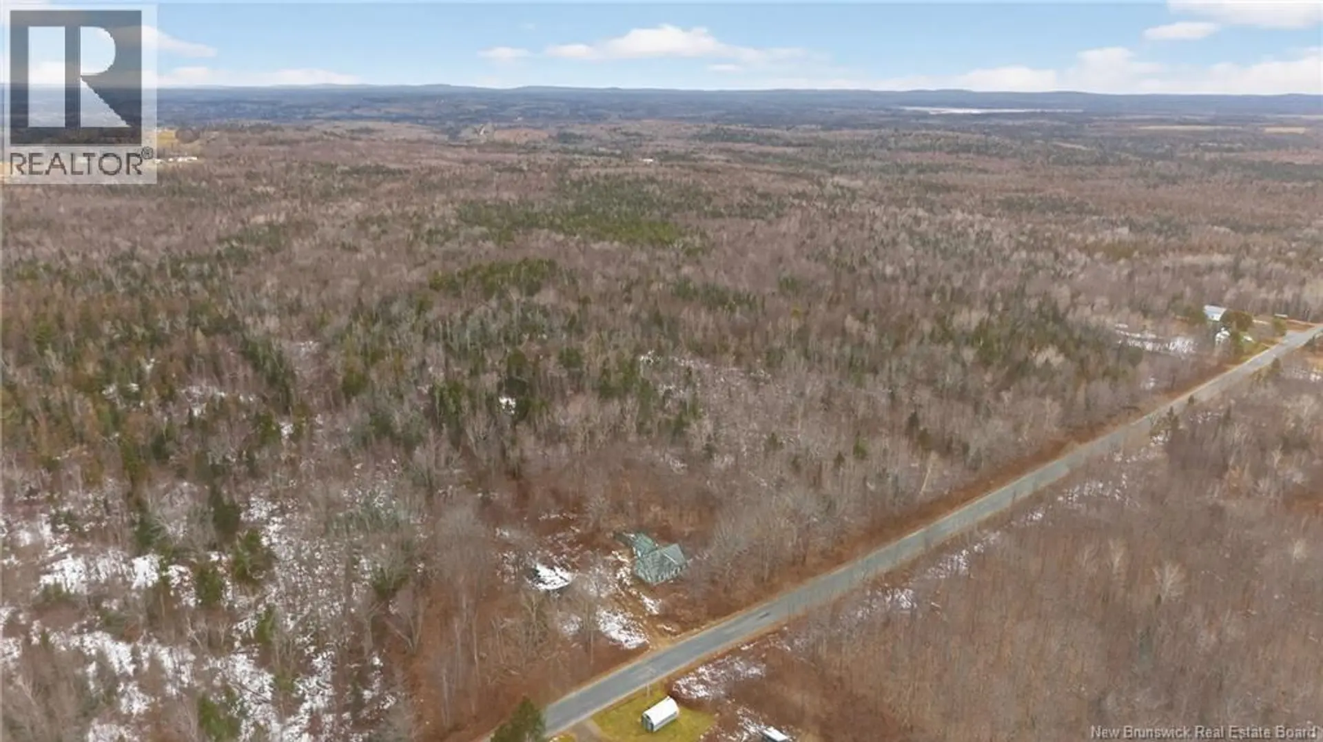 155 Lynnfield Road - Image 14