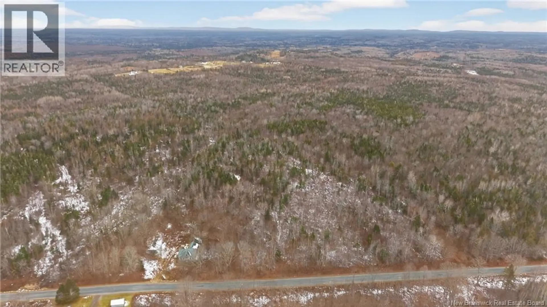 155 Lynnfield Road - Image 15