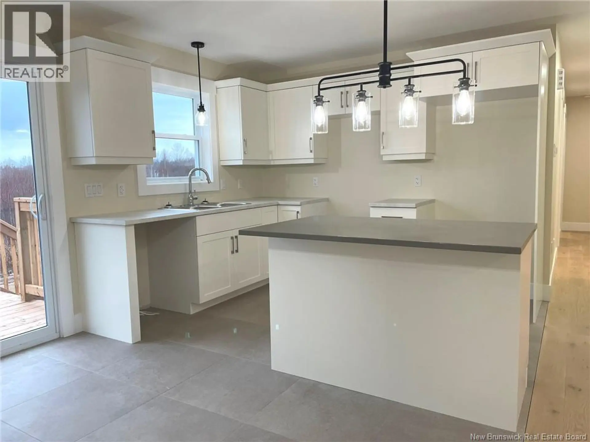 44 Parker Road - Image 3