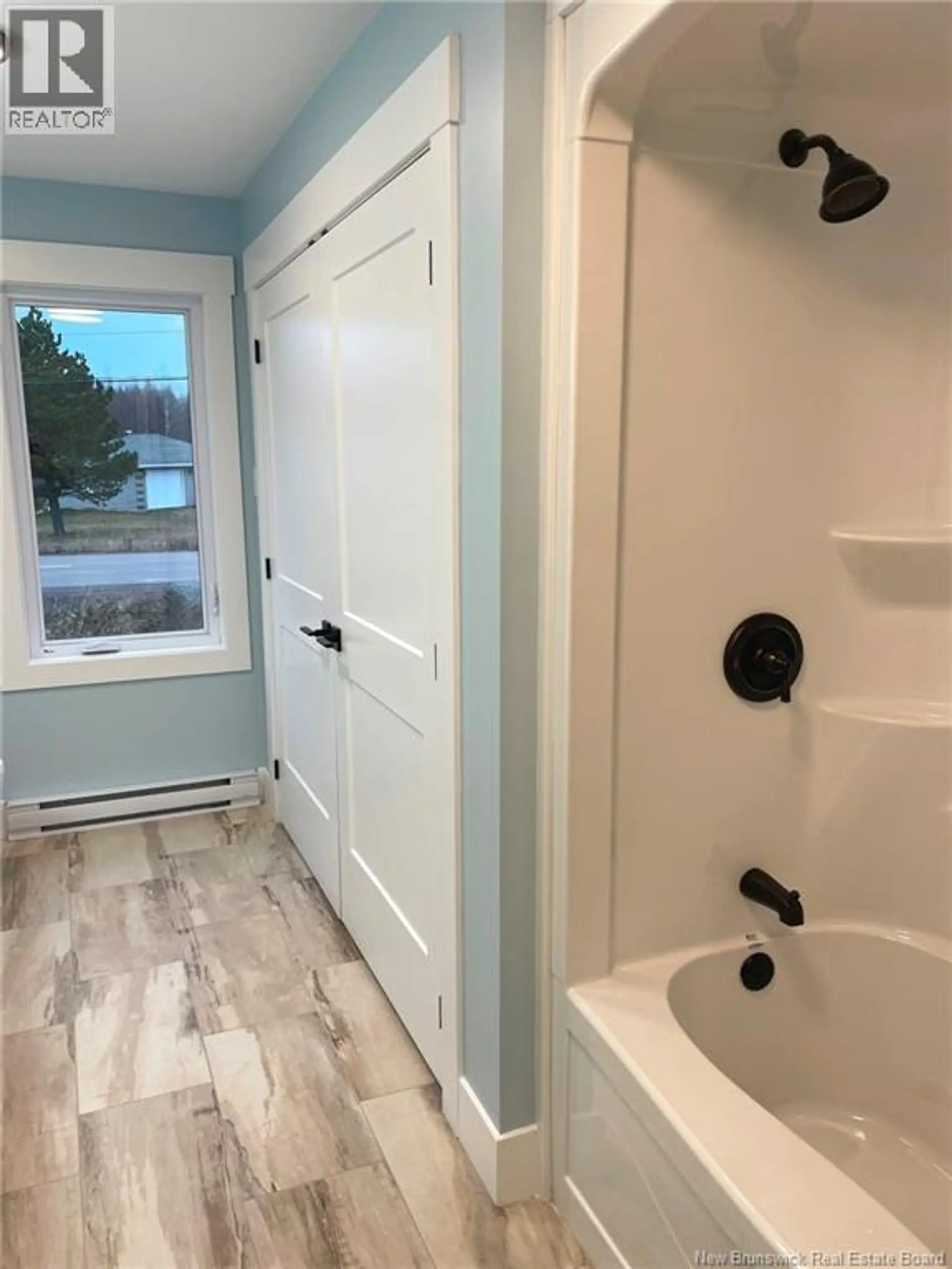 44 Parker Road - Image 12