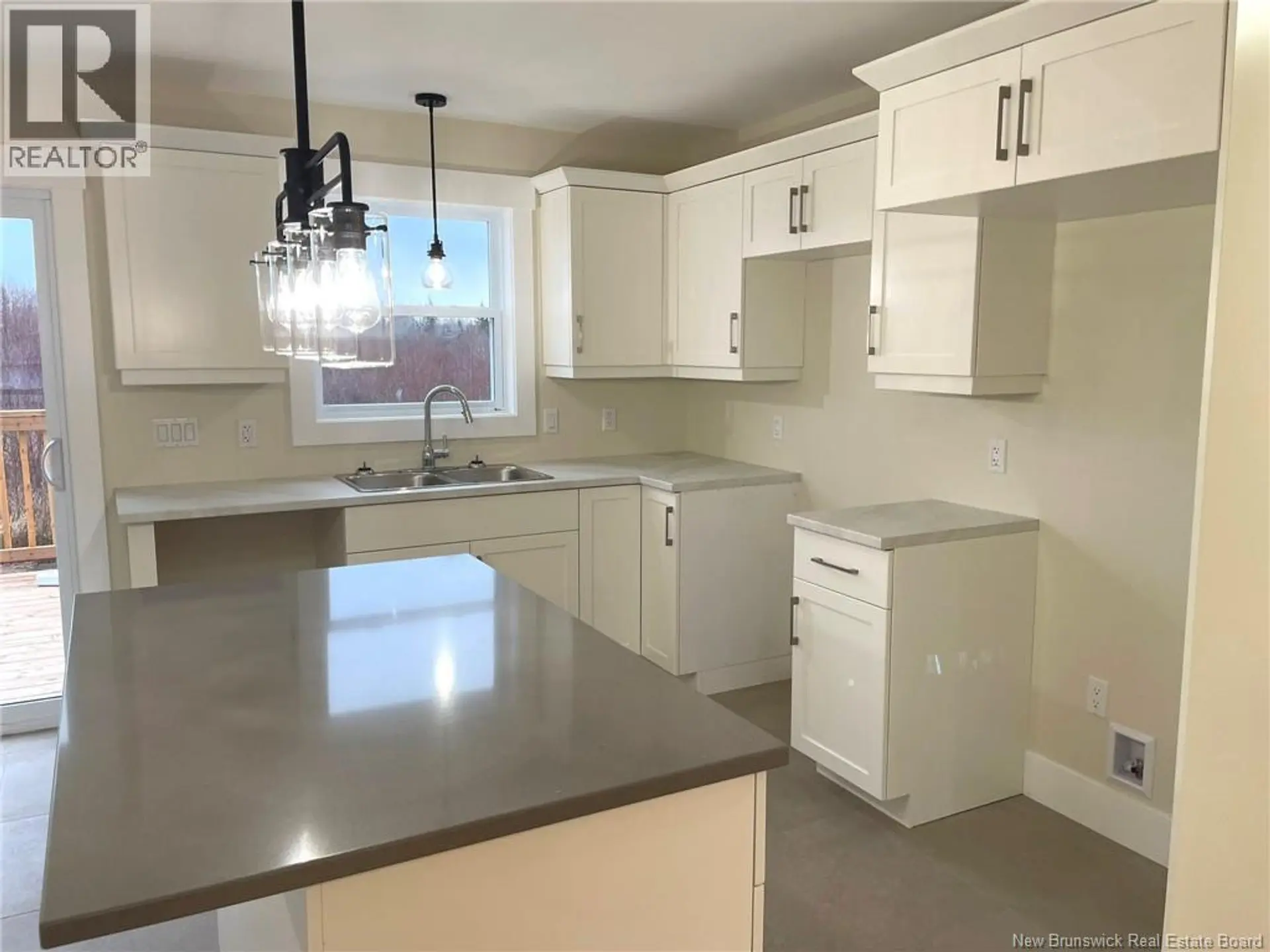 44 Parker Road - Image 4