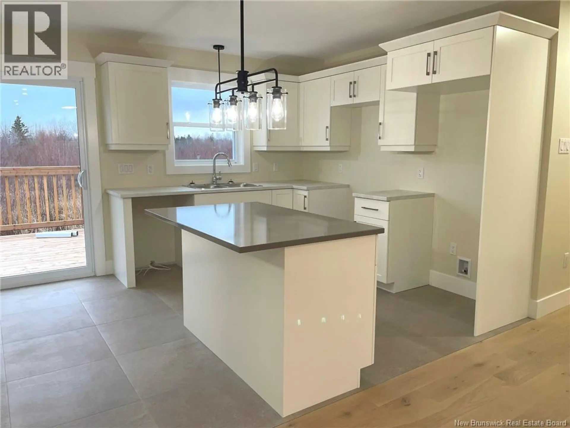 44 Parker Road - Image 2