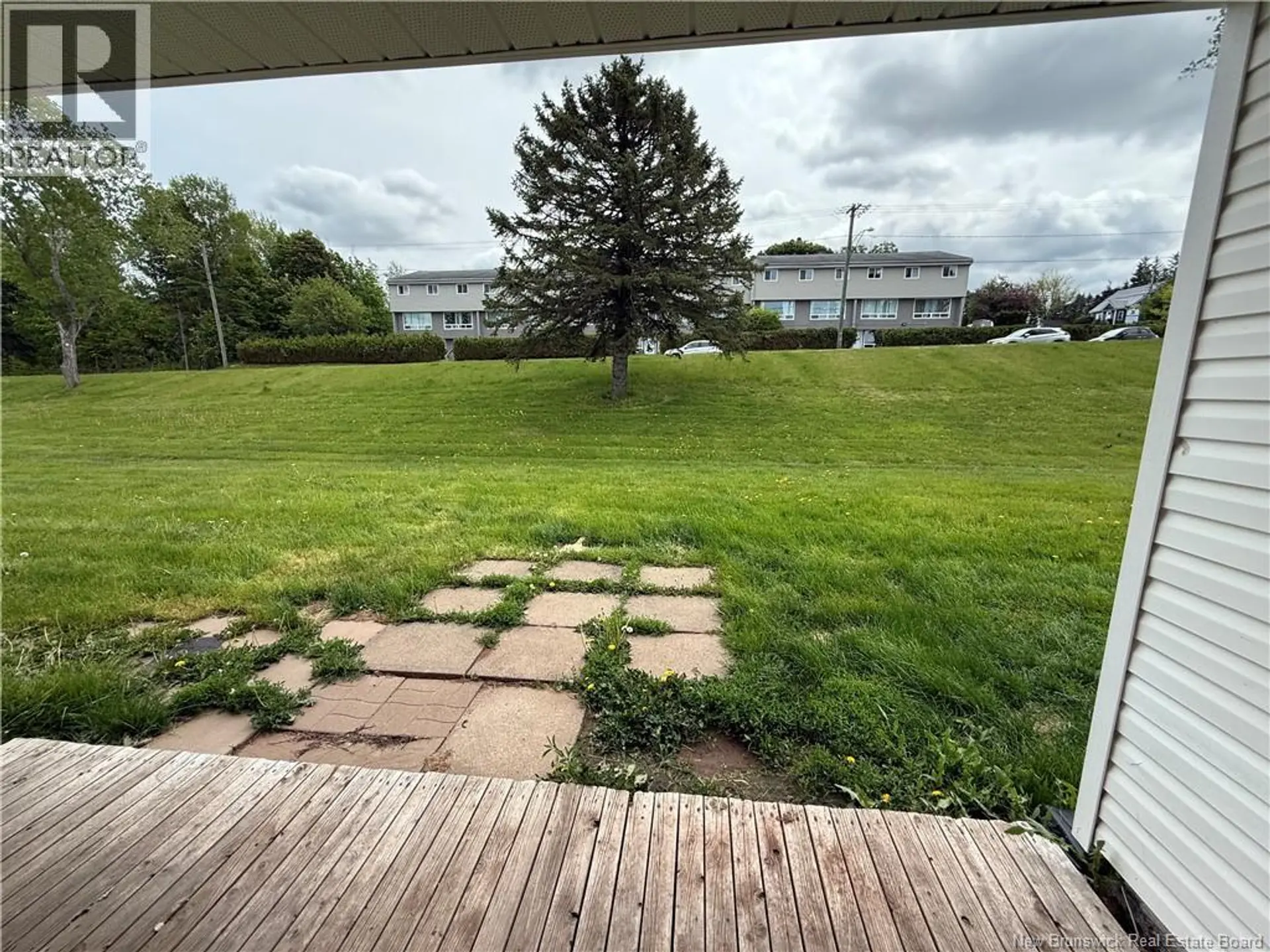 #18 24 SUFFOLK - Image 17