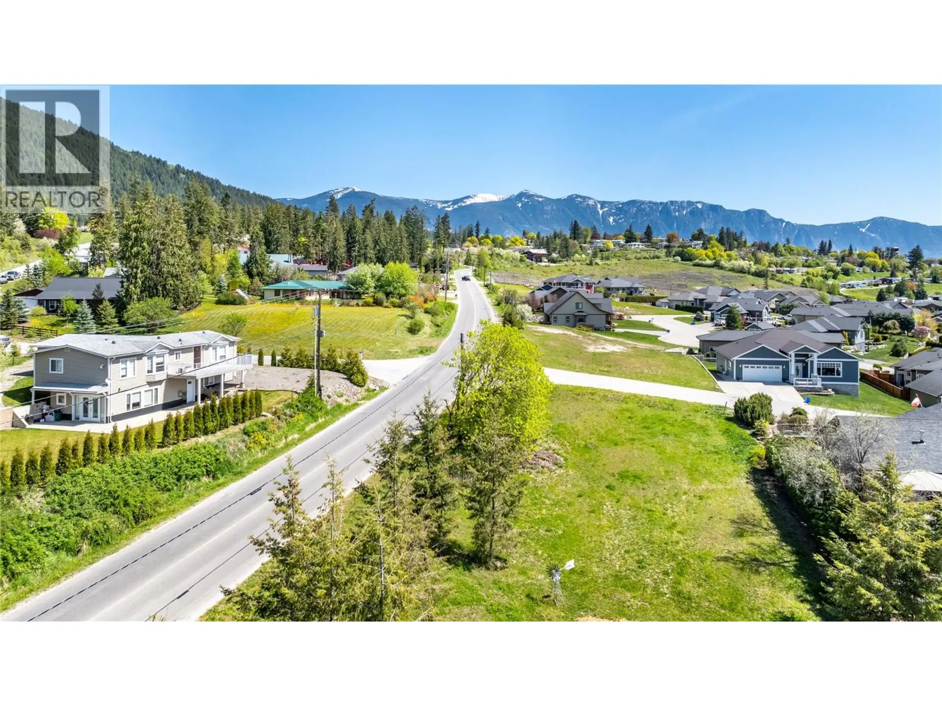 Property at 1031 SELKIRK DRIVE, Creston, BC