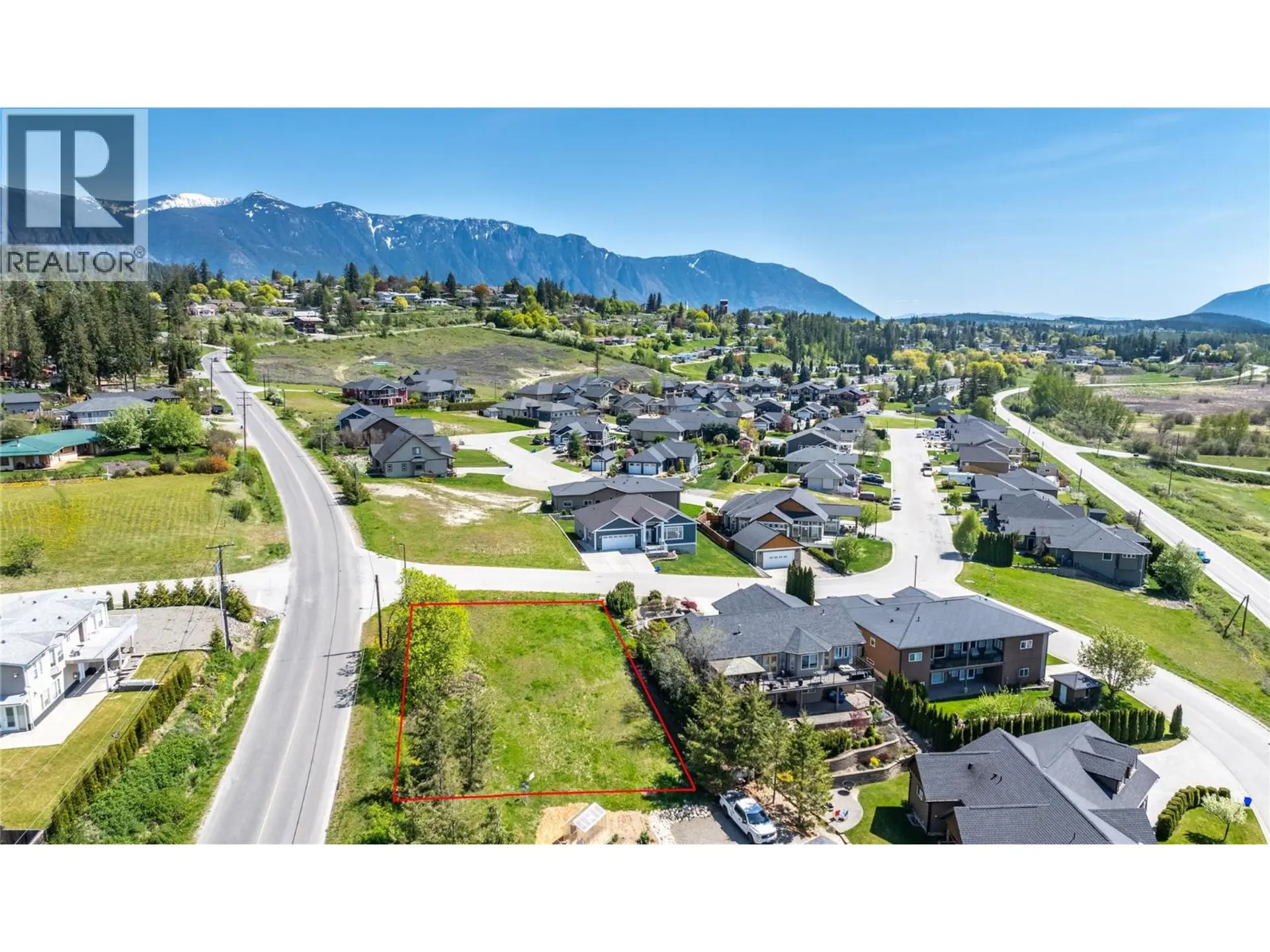 Property at 1031 SELKIRK DRIVE, Creston, BC