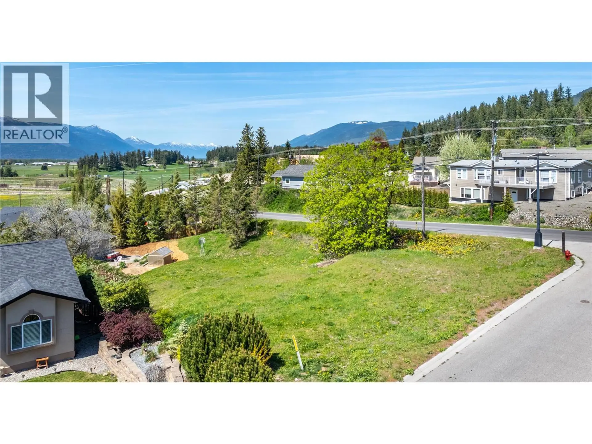 Property at 1031 SELKIRK DRIVE, Creston, BC