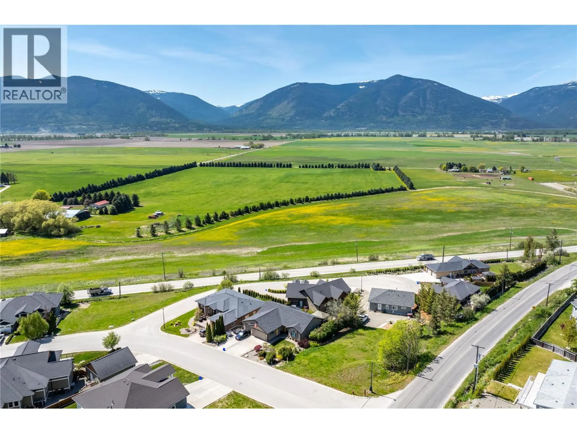 Property at 1031 SELKIRK DRIVE, Creston, BC