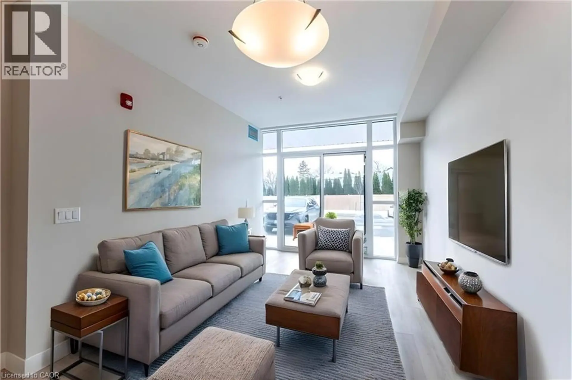 #104 120 SPRINGVALLEY CRESCENT - Image 6