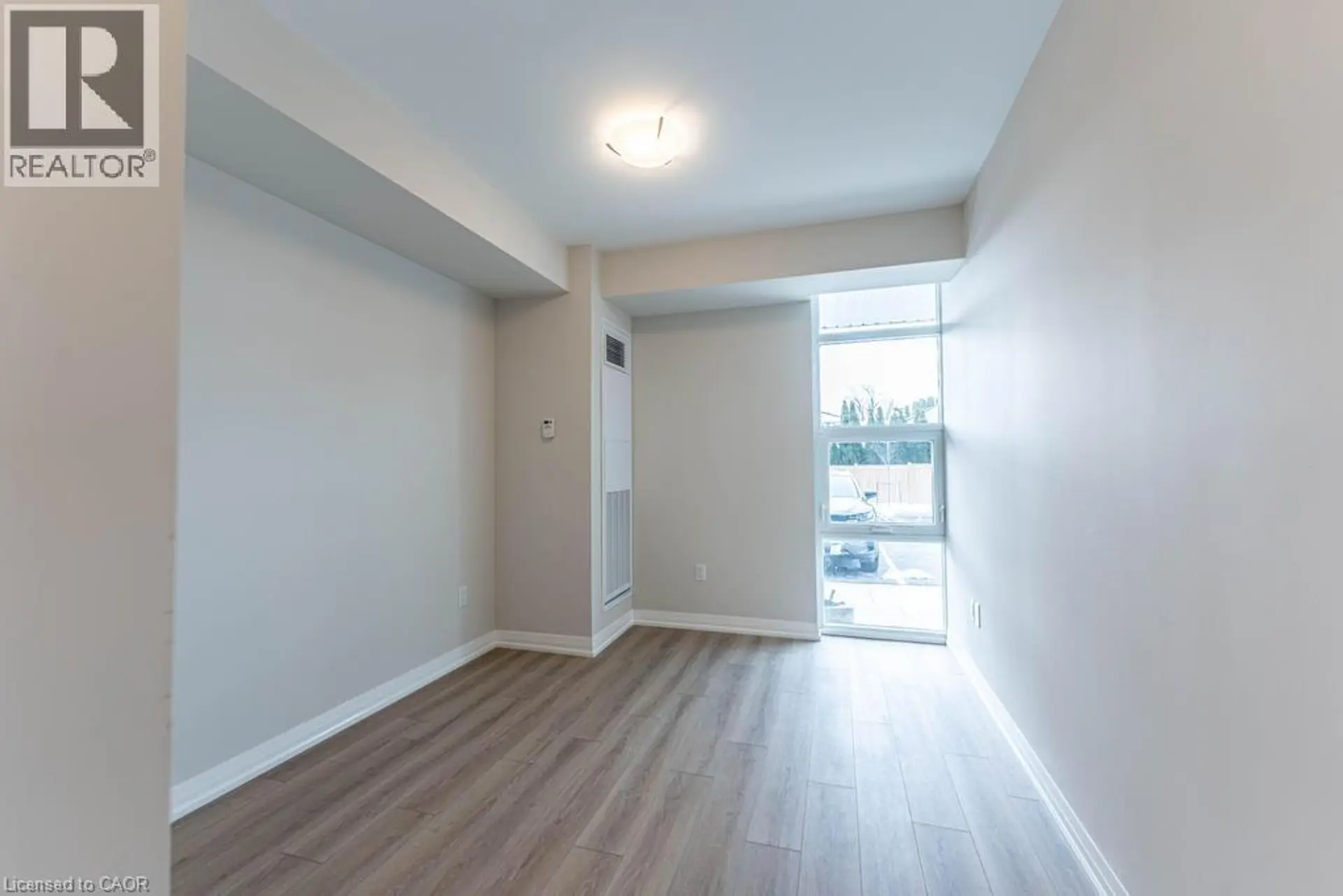 #104 120 SPRINGVALLEY CRESCENT - Image 14
