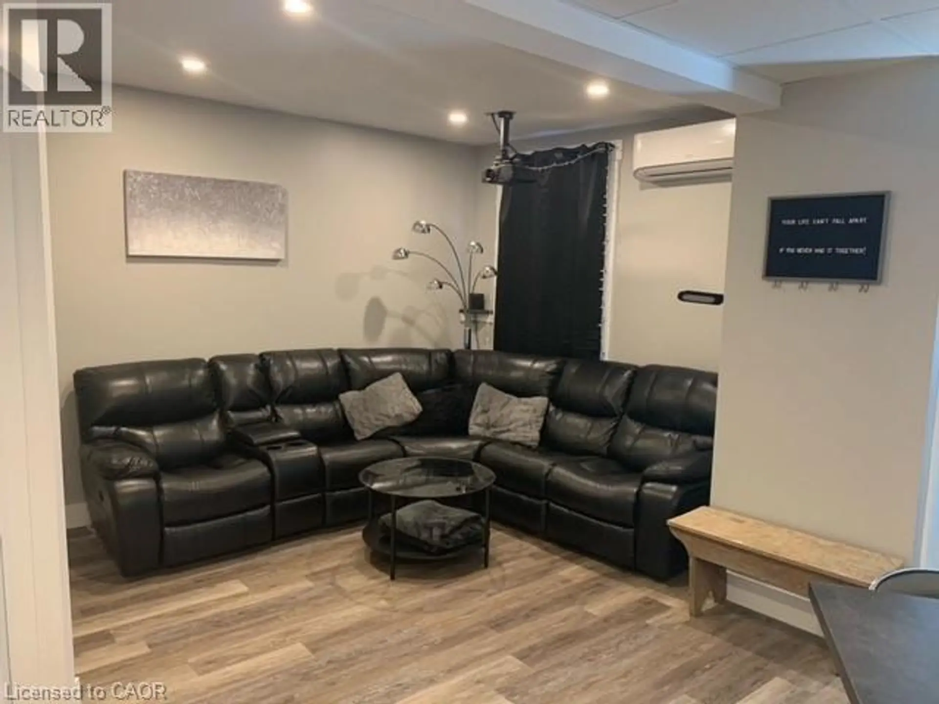 6 HOWARD STREET - Image 4