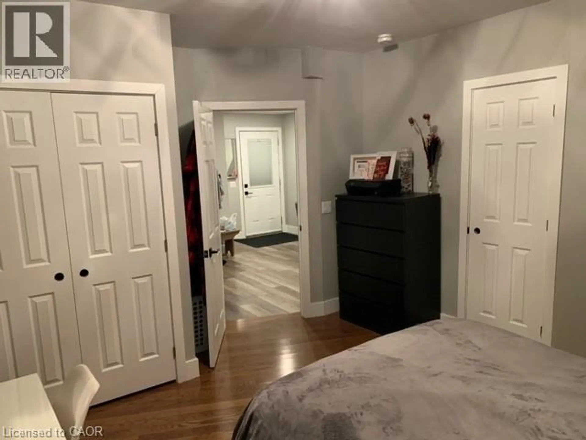 6 HOWARD STREET - Image 7