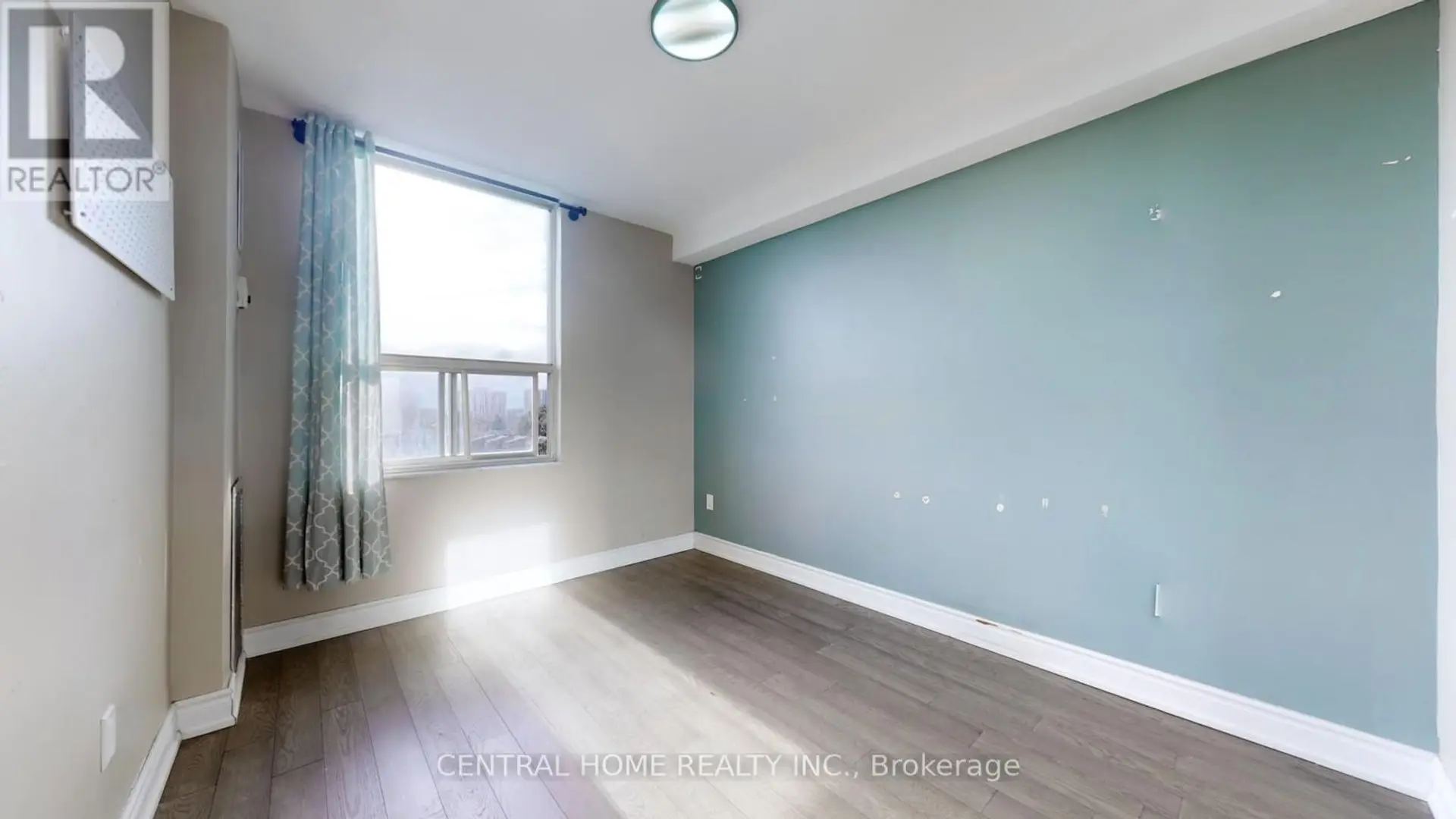 #715 5 SHADY GOLFWAY - Image 12
