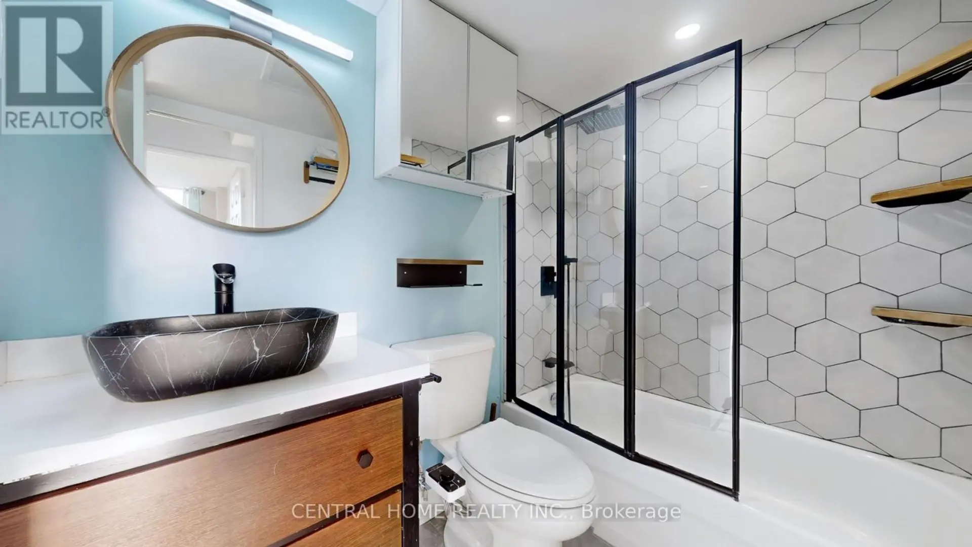 #715 5 SHADY GOLFWAY - Image 13