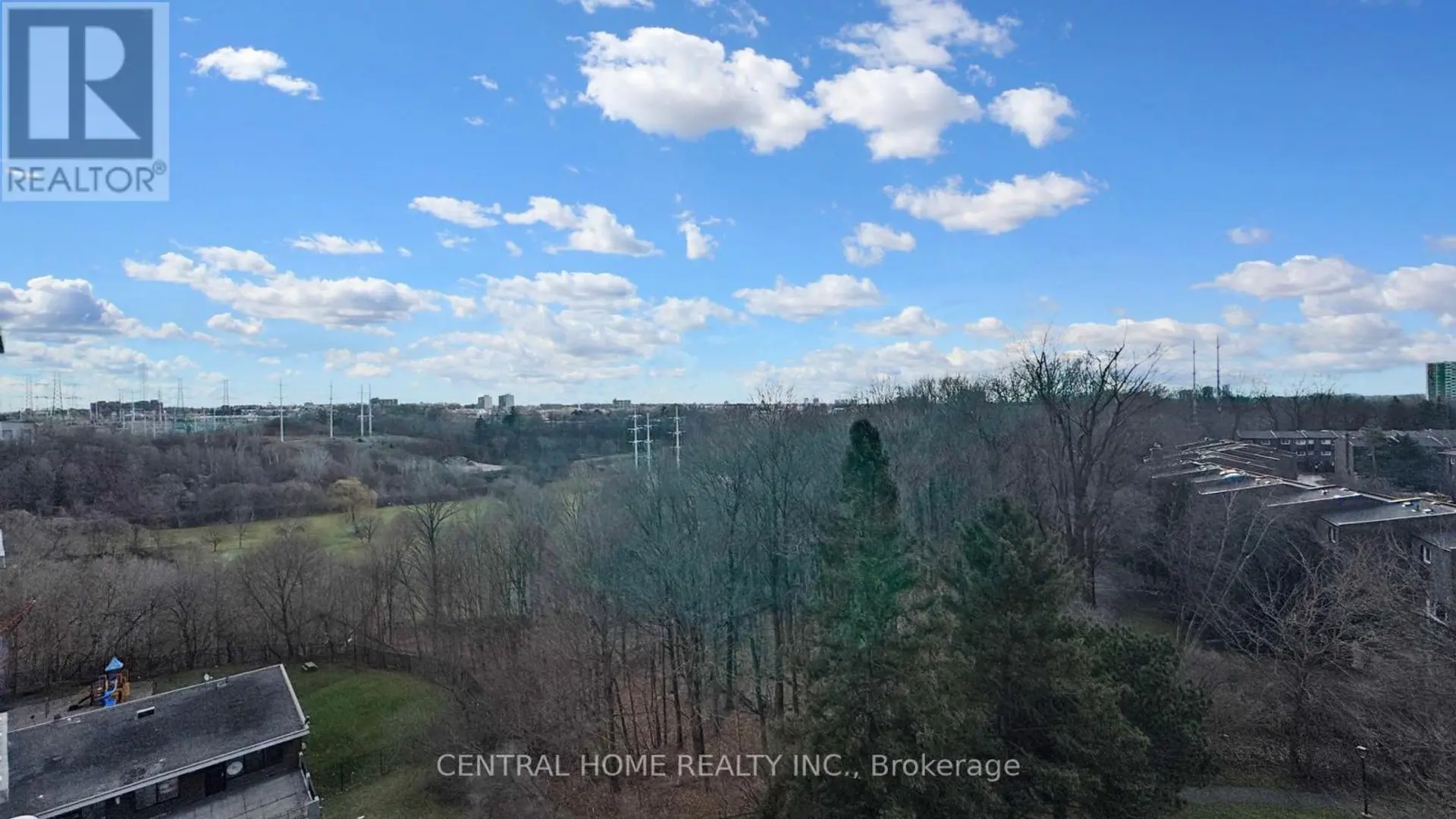 #715 5 SHADY GOLFWAY - Image 15