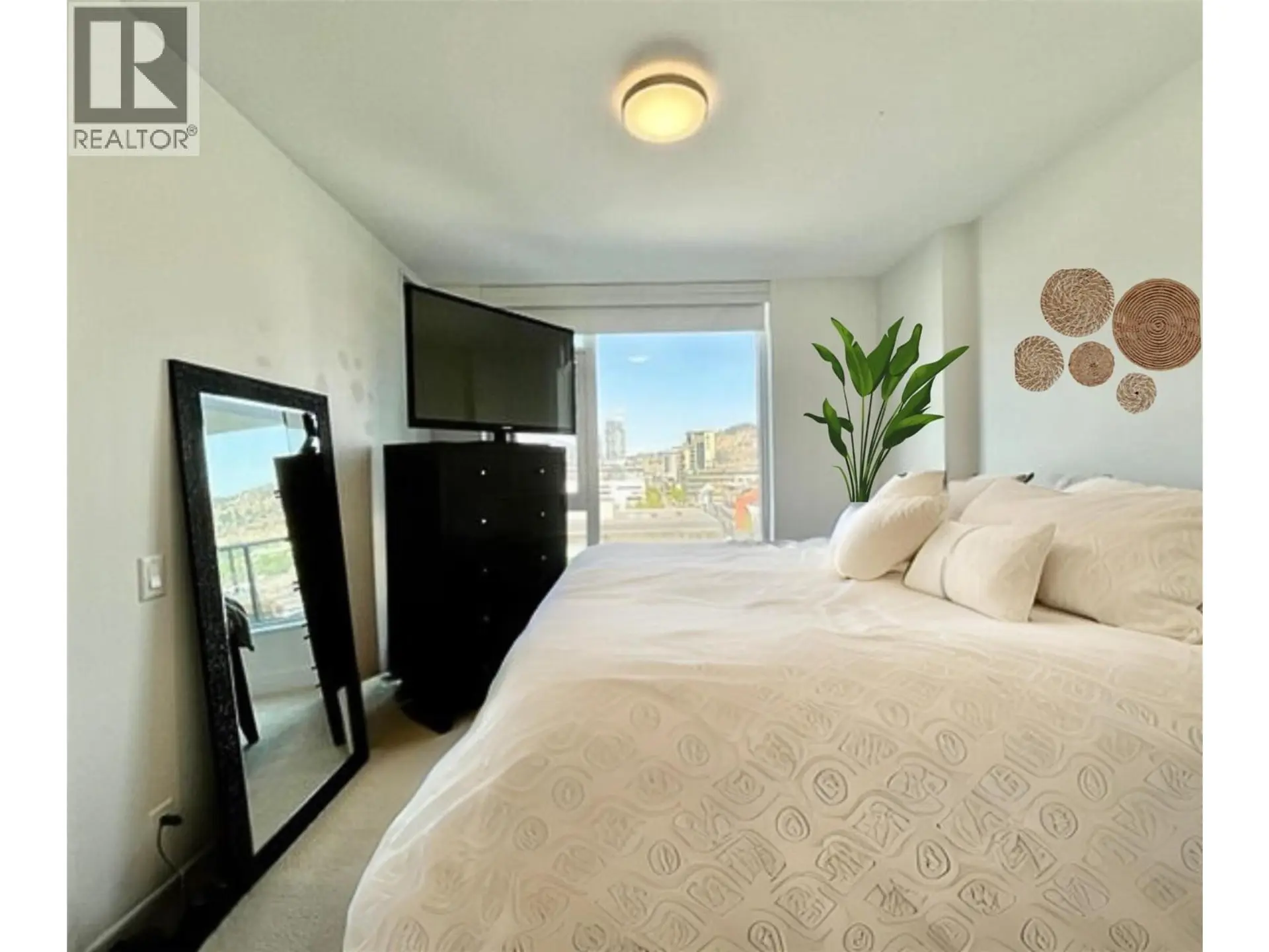 Property at #701 1588 ELLIS STREET, Kelowna, BC