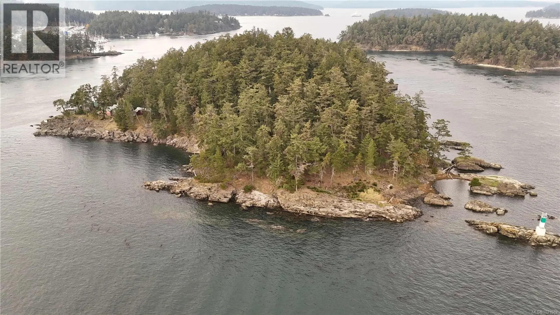 Property at 0 FERNIE ISLAND, Gulf Islands, BC