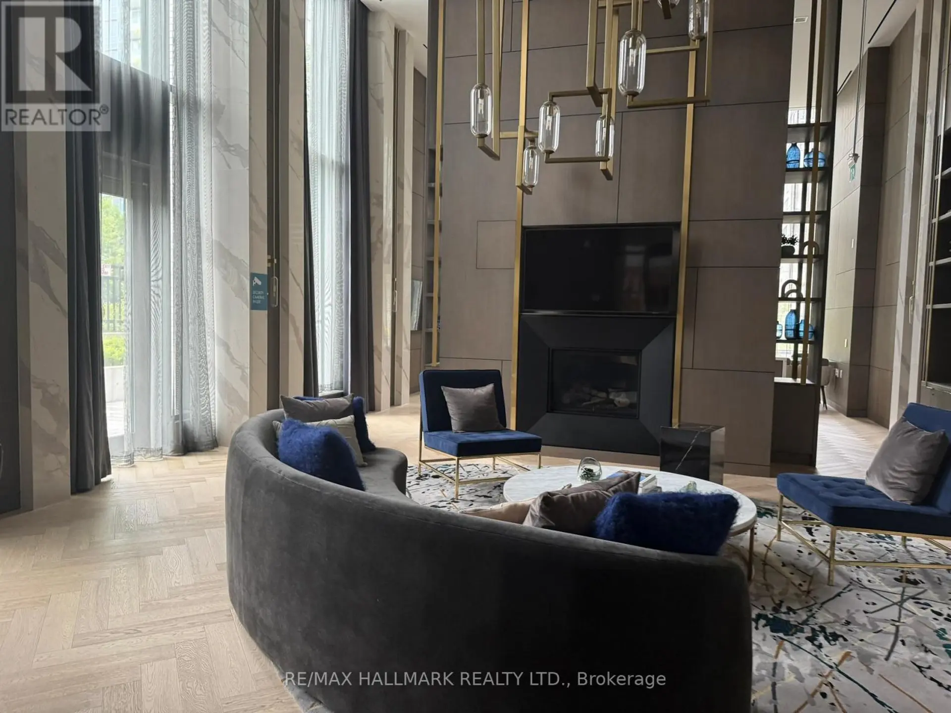 #407 15 HOLMES AVENUE - Image 3