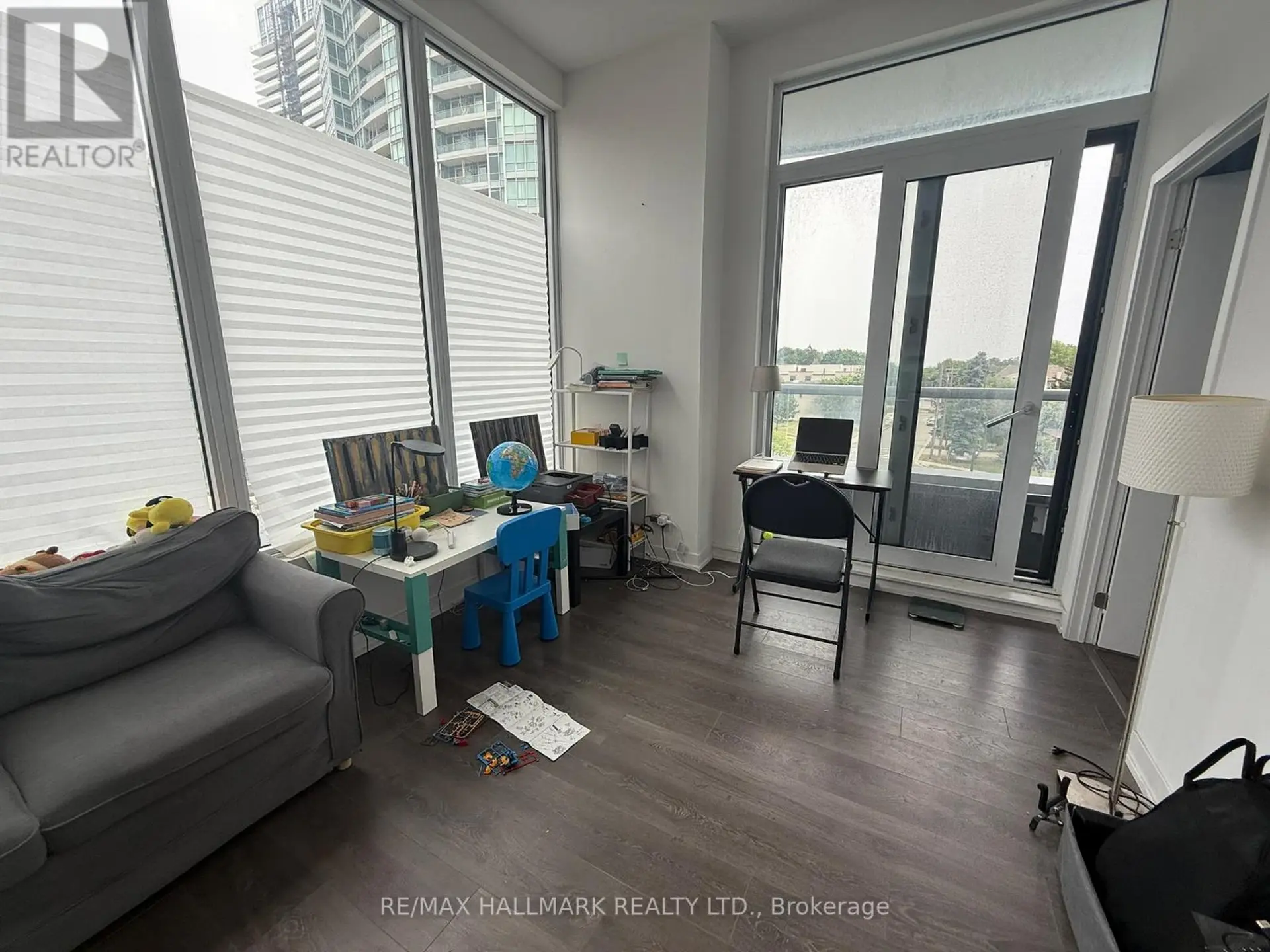 #407 15 HOLMES AVENUE - Image 7