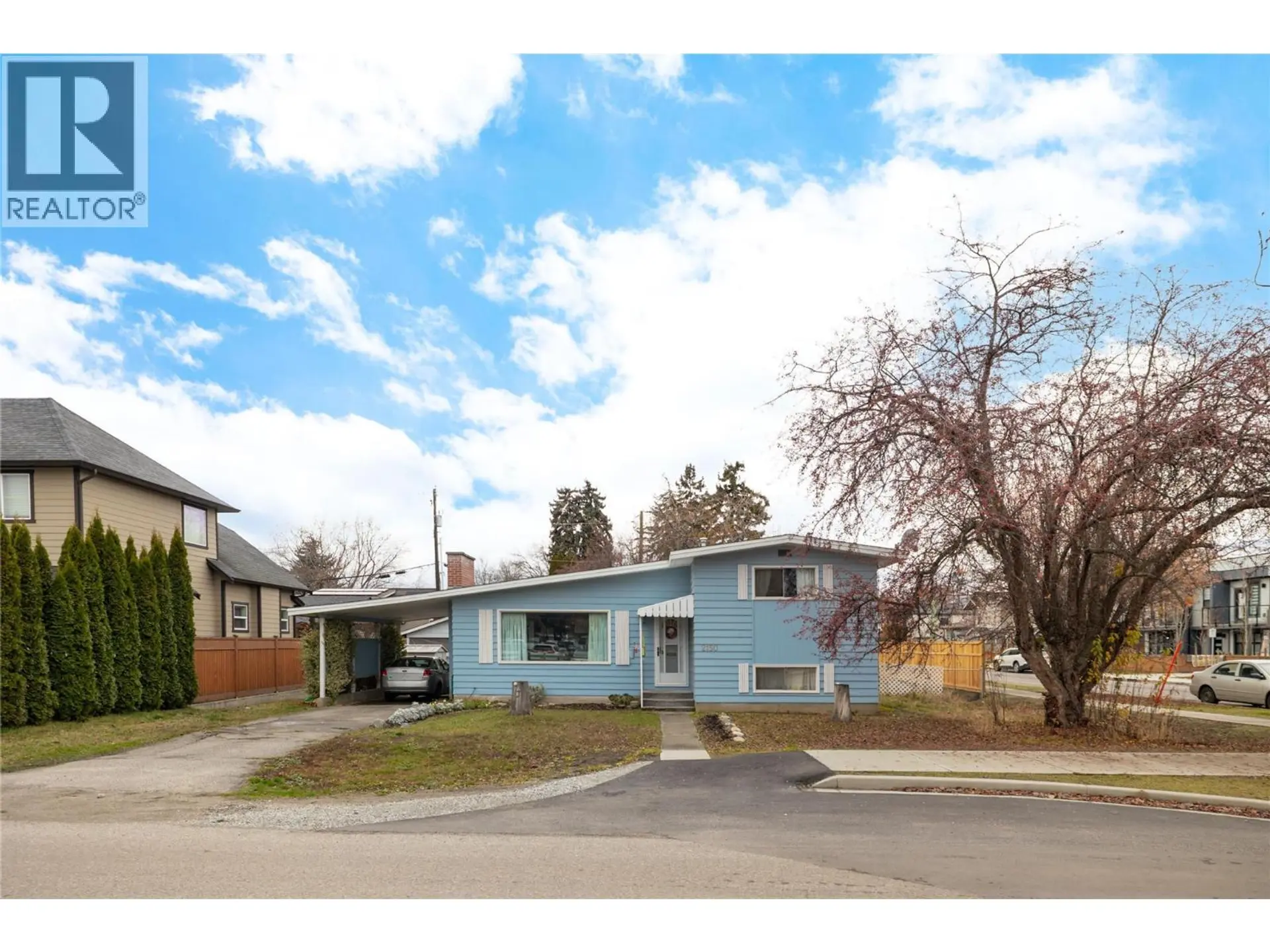 Property at 2150 BURNETT STREET, Kelowna, BC
