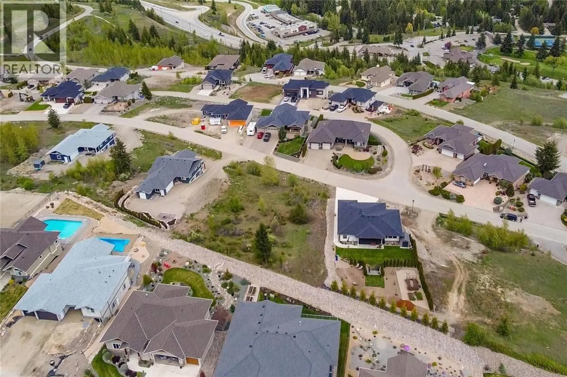 Property at 2587 ST. ANDREWS STREET, Blind Bay, BC