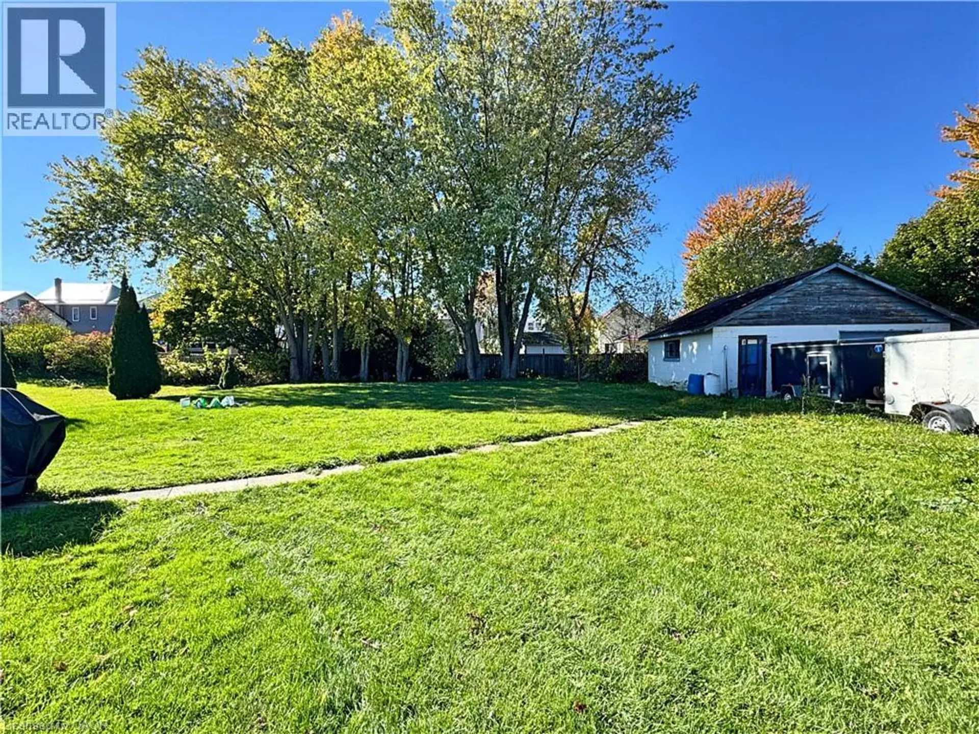128 METCALFE STREET S - Image 13