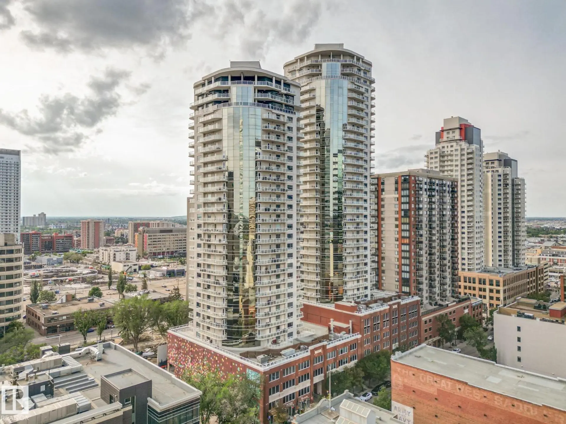 #904 10136 104 ST NW NW - Image 1