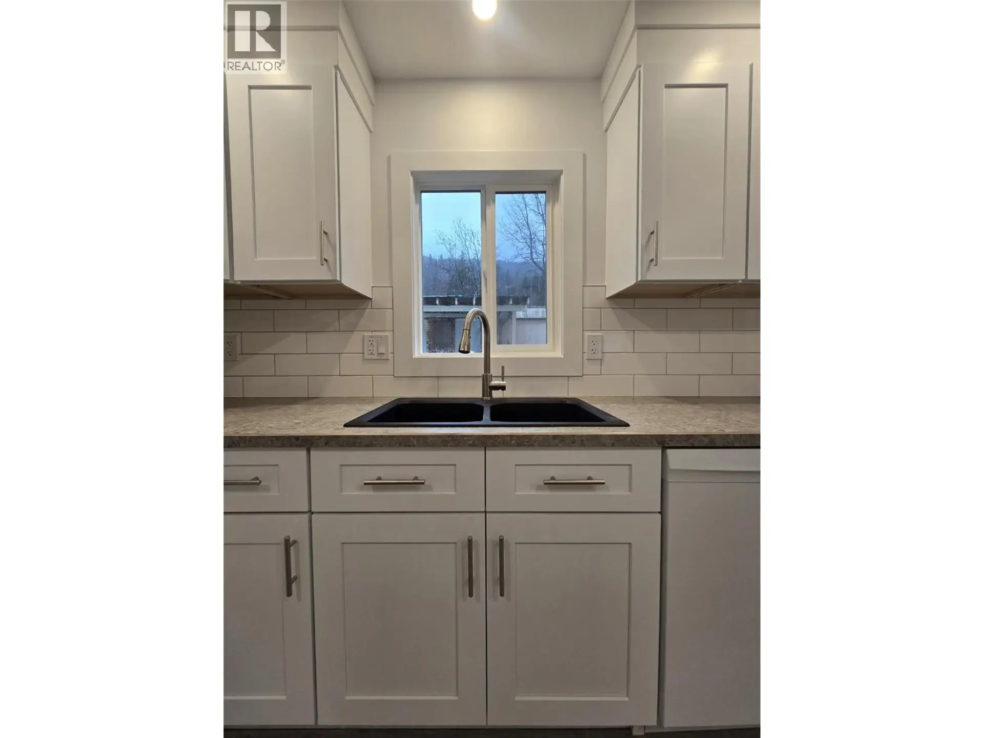 Property at #9 4029 BROADWATER ROAD, Robson, BC