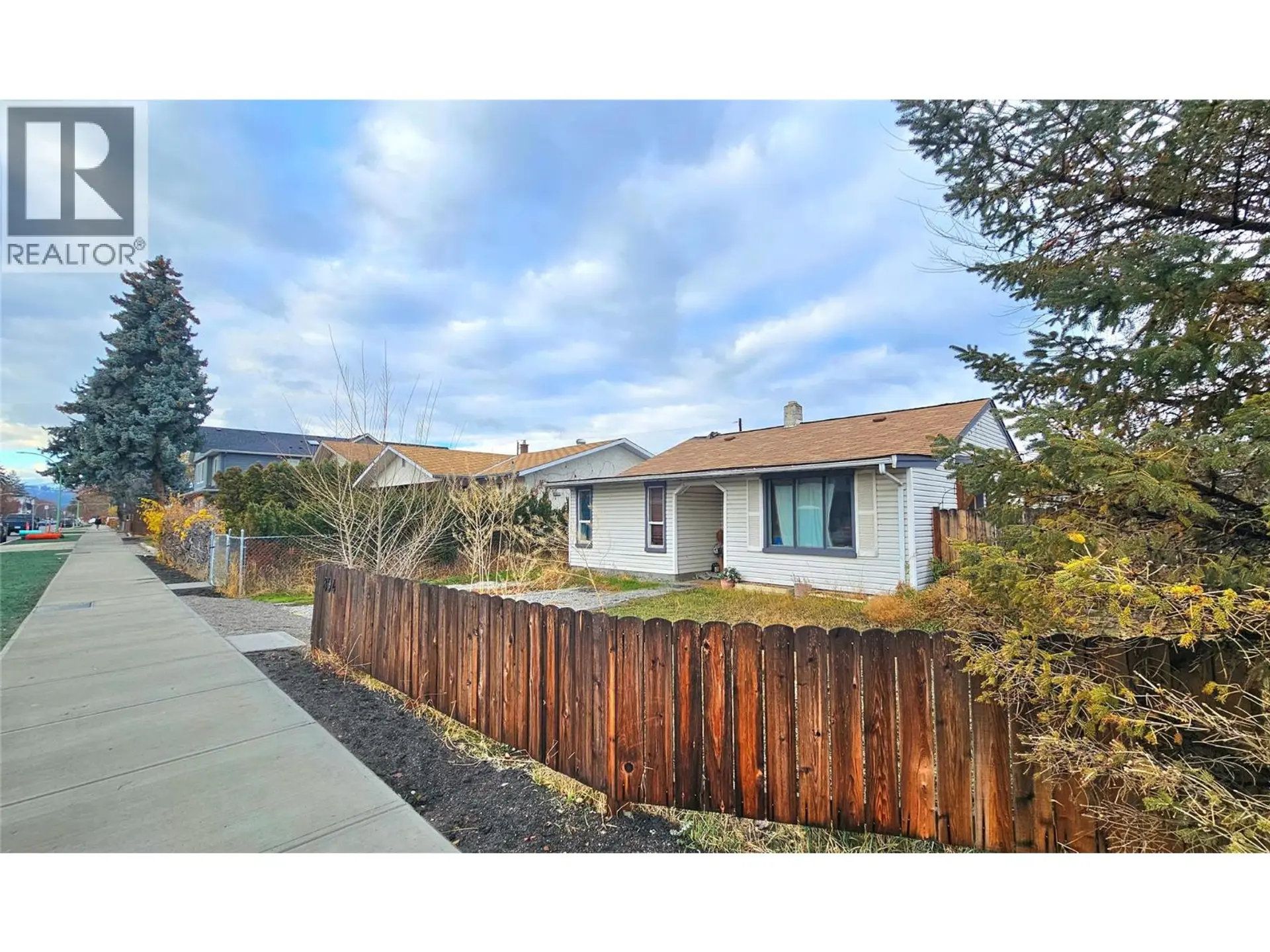Property at 894 MORRISON AVENUE, Kelowna, BC