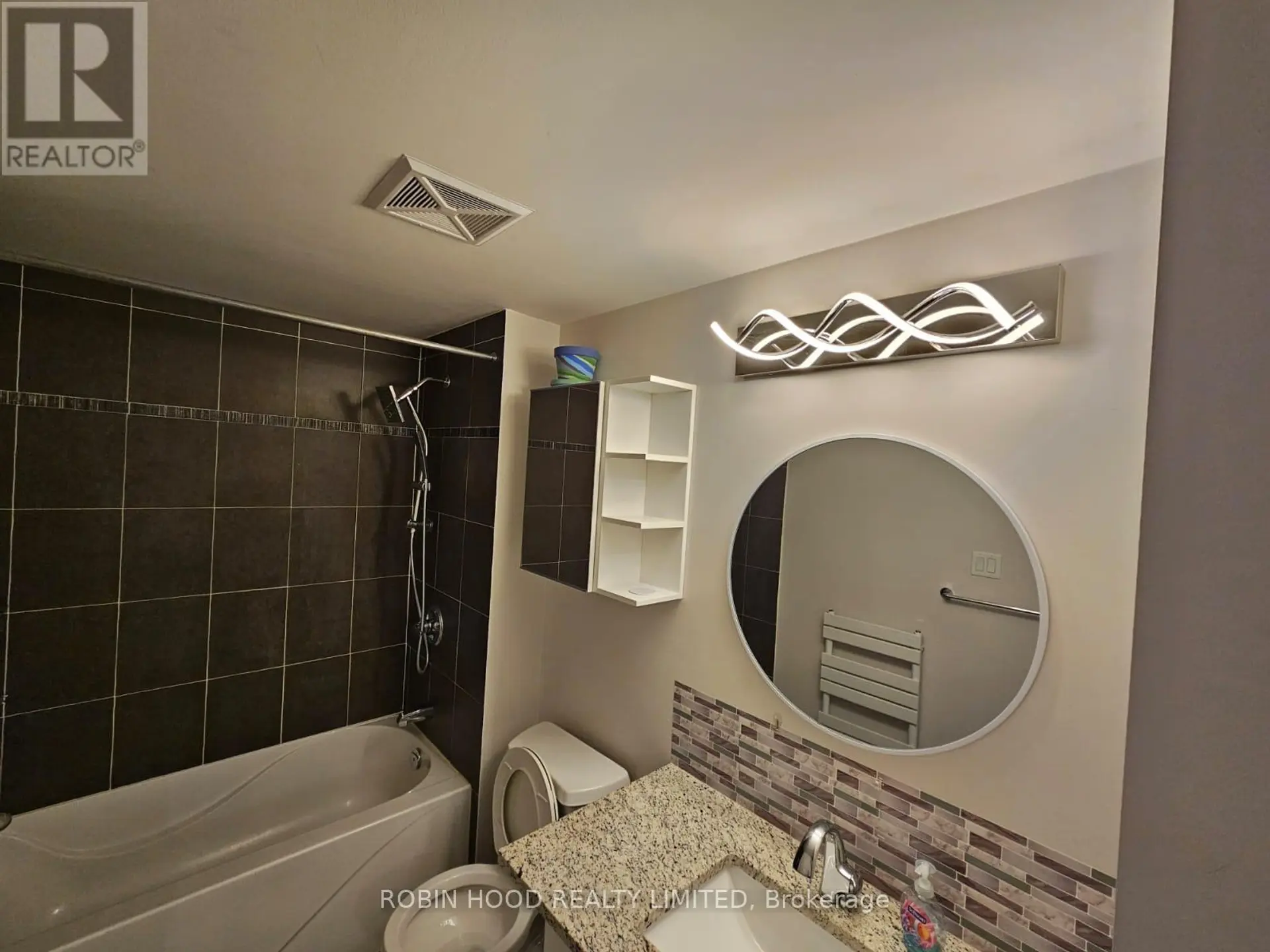 #1610 200 RIDEAU STREET - Image 13