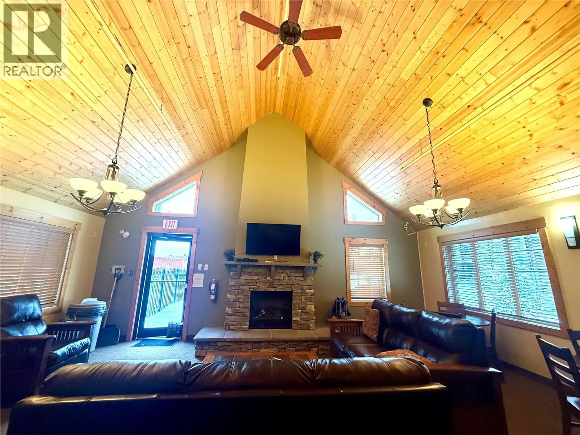 Property at 100 KODIAK CRESCENT, Kimberley, BC