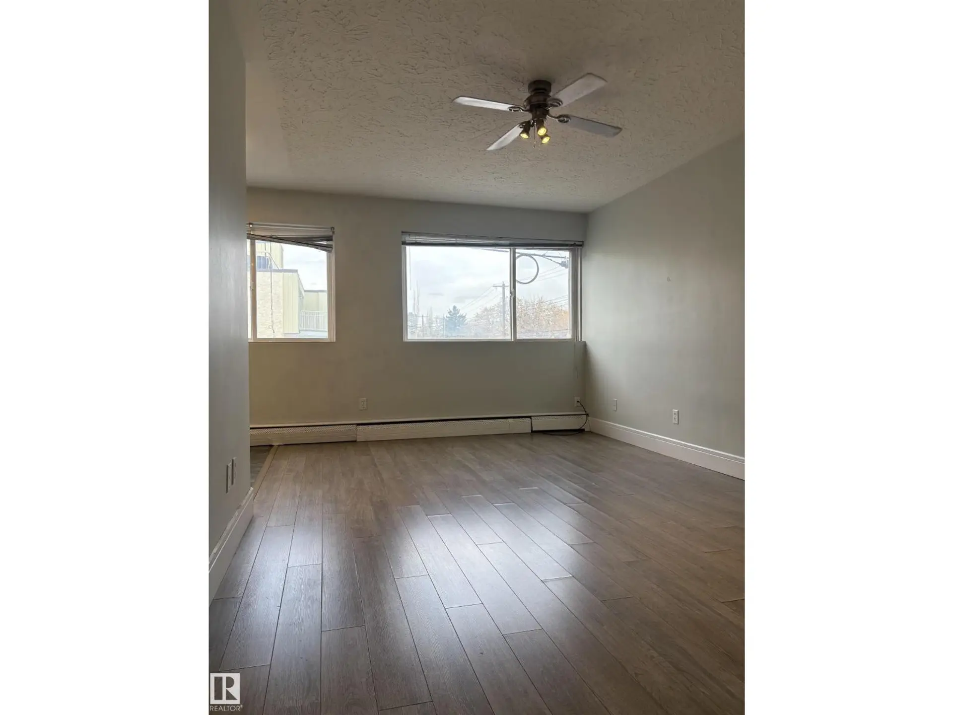 #24 8406 104 ST NW - Image 11